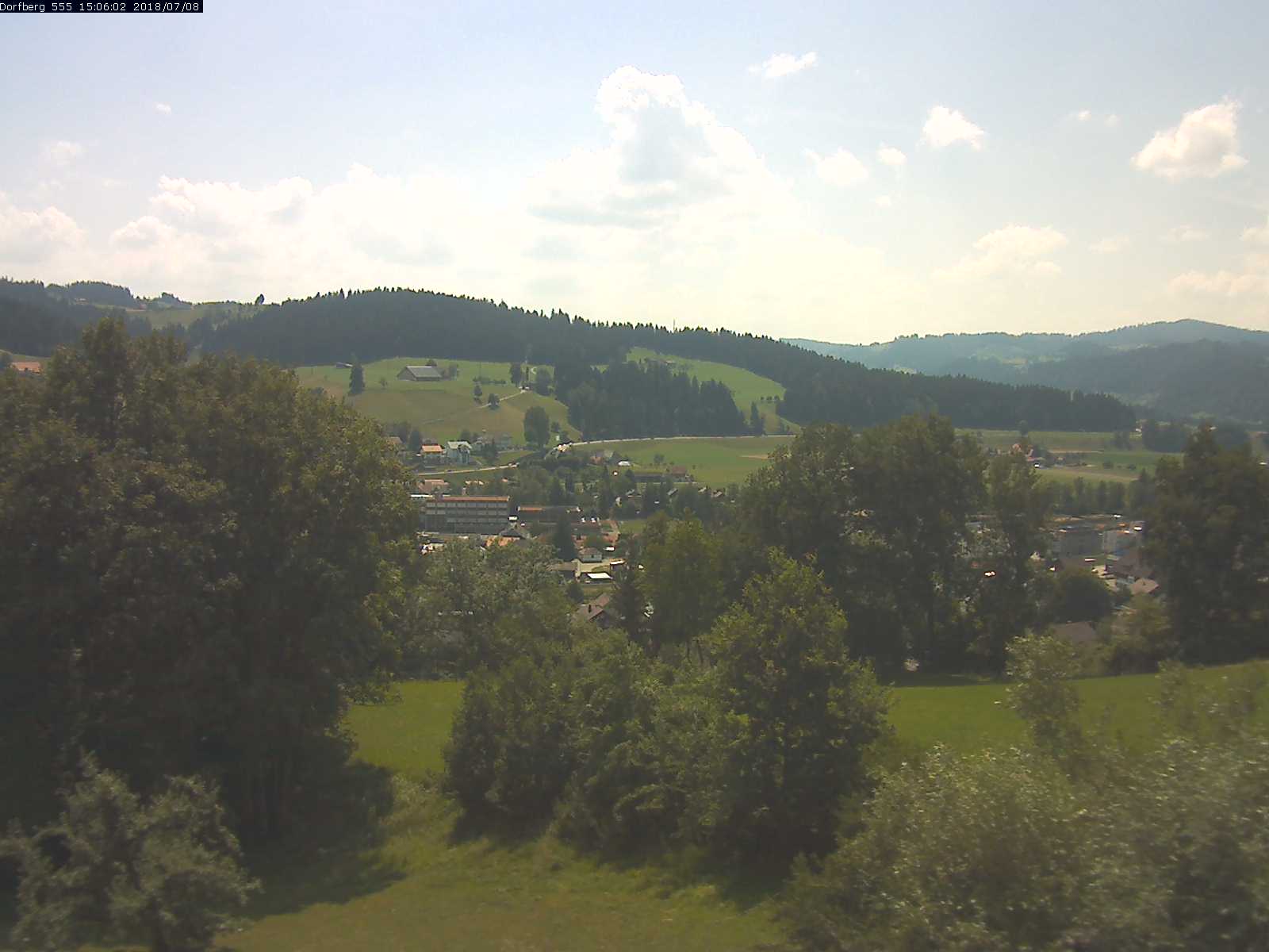 Webcam-Bild: Aussicht vom Dorfberg in Langnau 20180708-150601