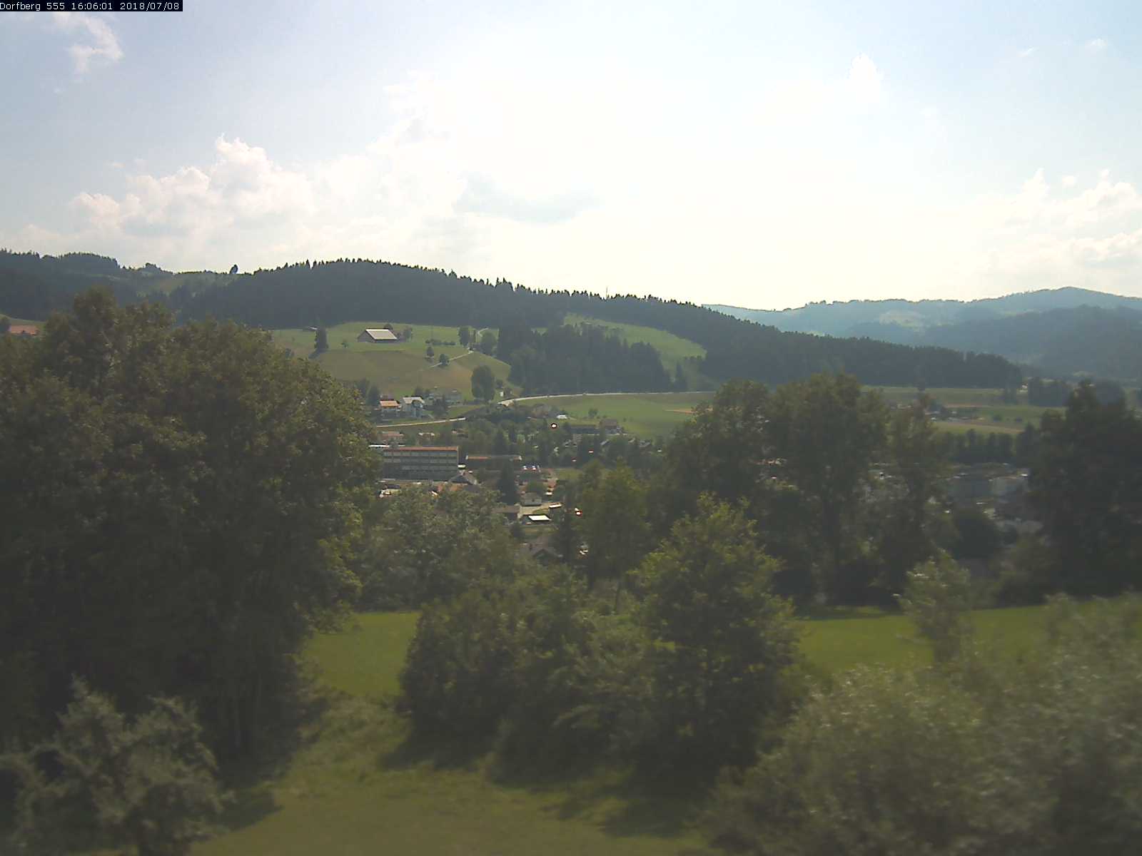Webcam-Bild: Aussicht vom Dorfberg in Langnau 20180708-160601