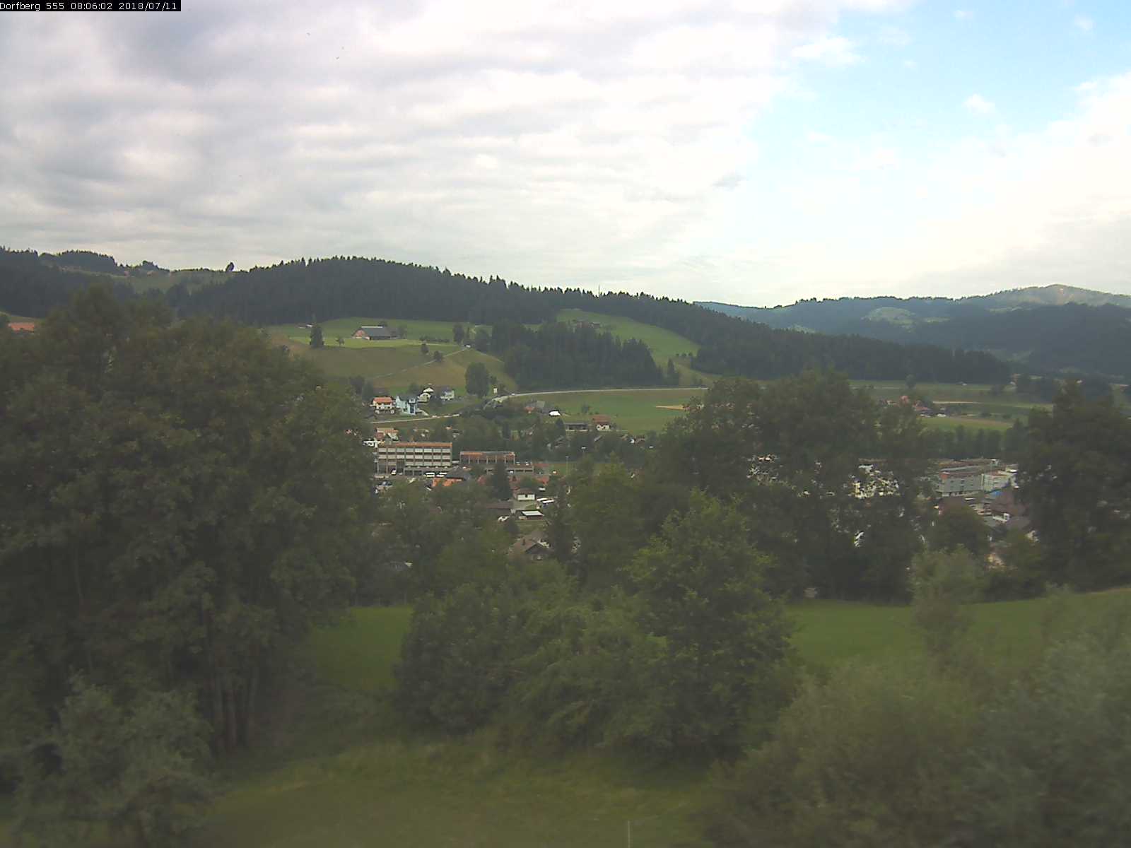 Webcam-Bild: Aussicht vom Dorfberg in Langnau 20180711-080601