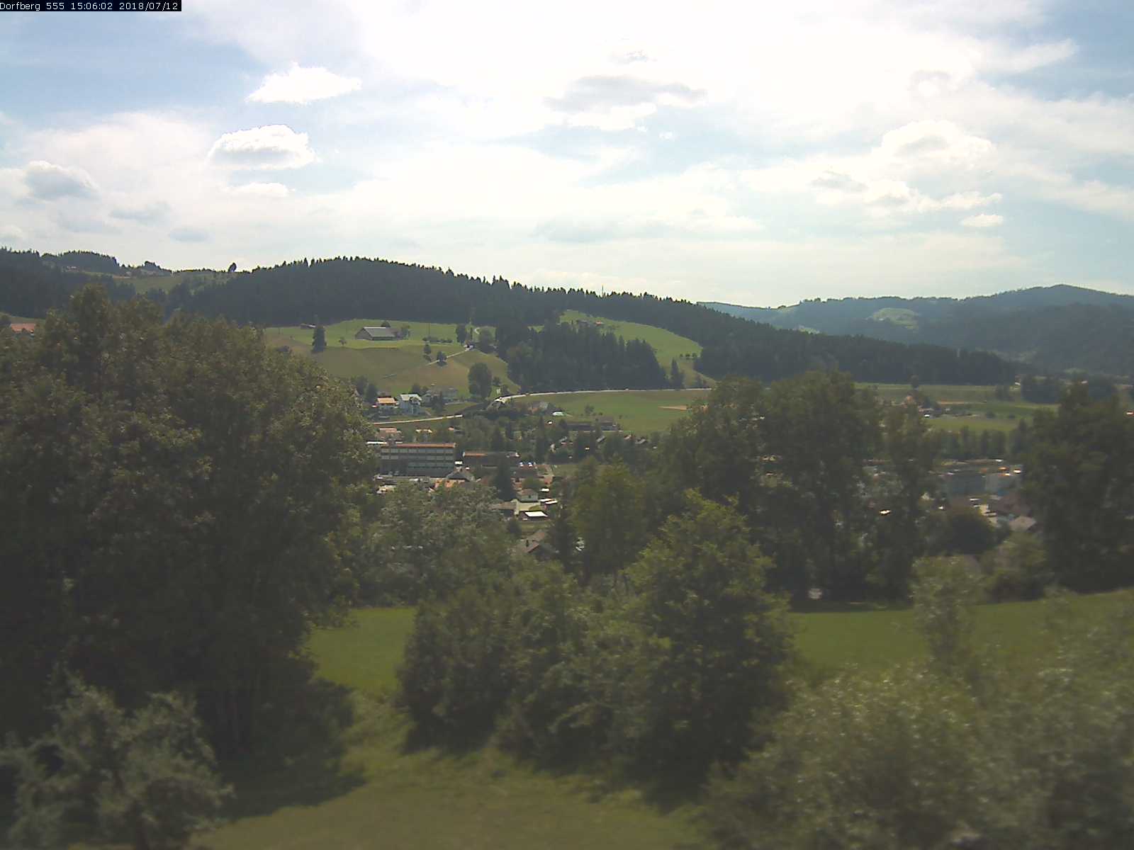 Webcam-Bild: Aussicht vom Dorfberg in Langnau 20180712-150601