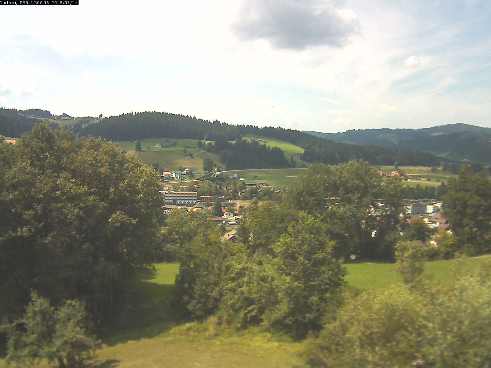 Webcam-Bild: Aussicht vom Dorfberg in Langnau 20180714-120601