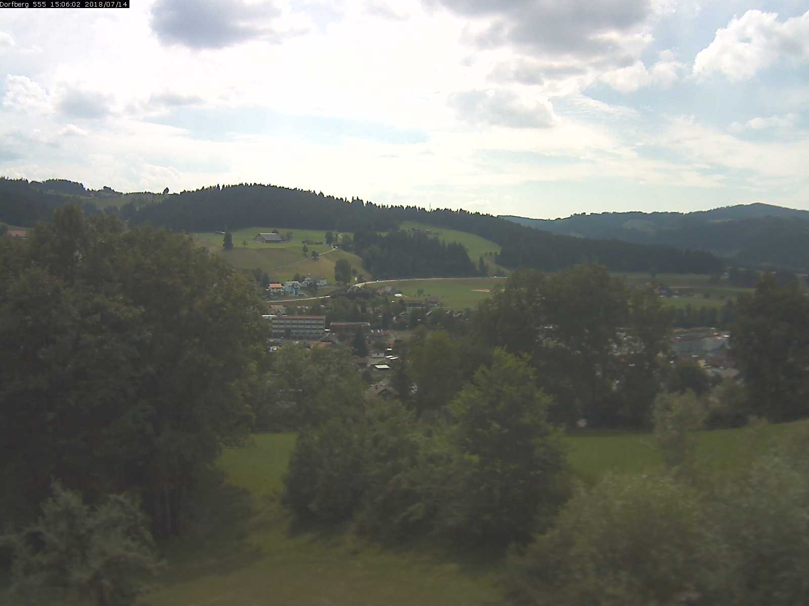 Webcam-Bild: Aussicht vom Dorfberg in Langnau 20180714-150601