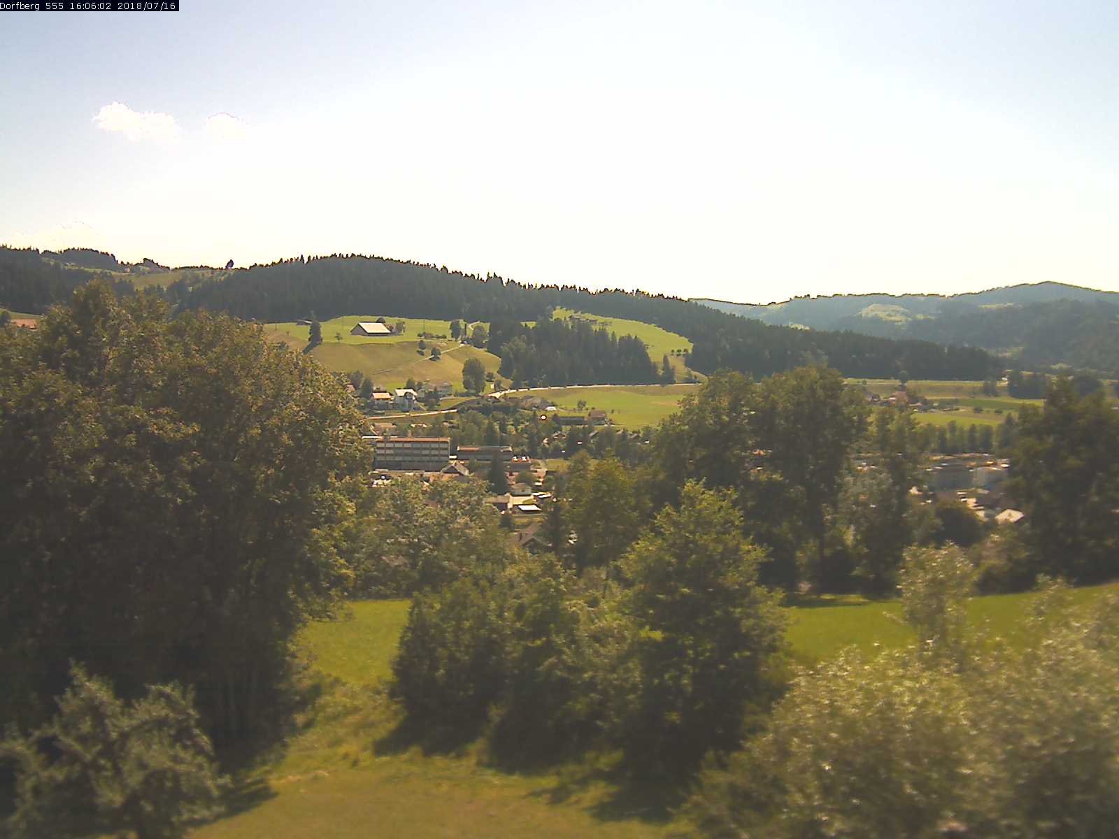 Webcam-Bild: Aussicht vom Dorfberg in Langnau 20180716-160601