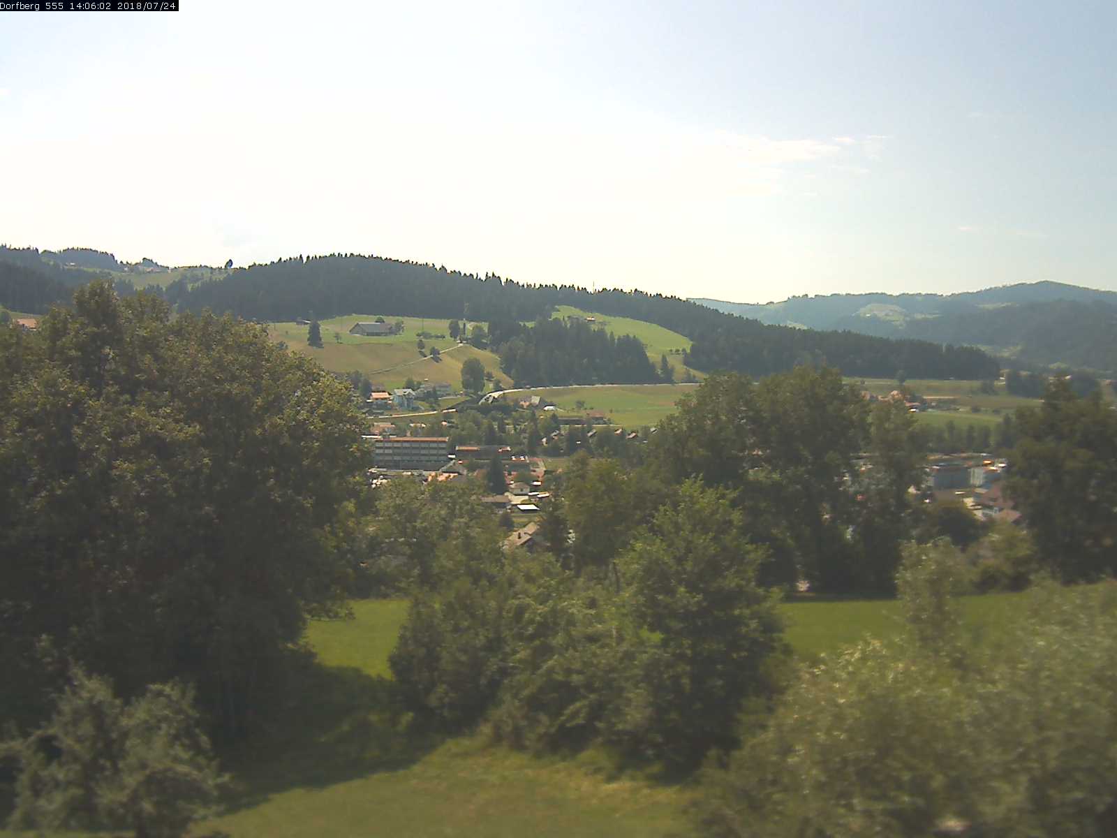 Webcam-Bild: Aussicht vom Dorfberg in Langnau 20180724-140601