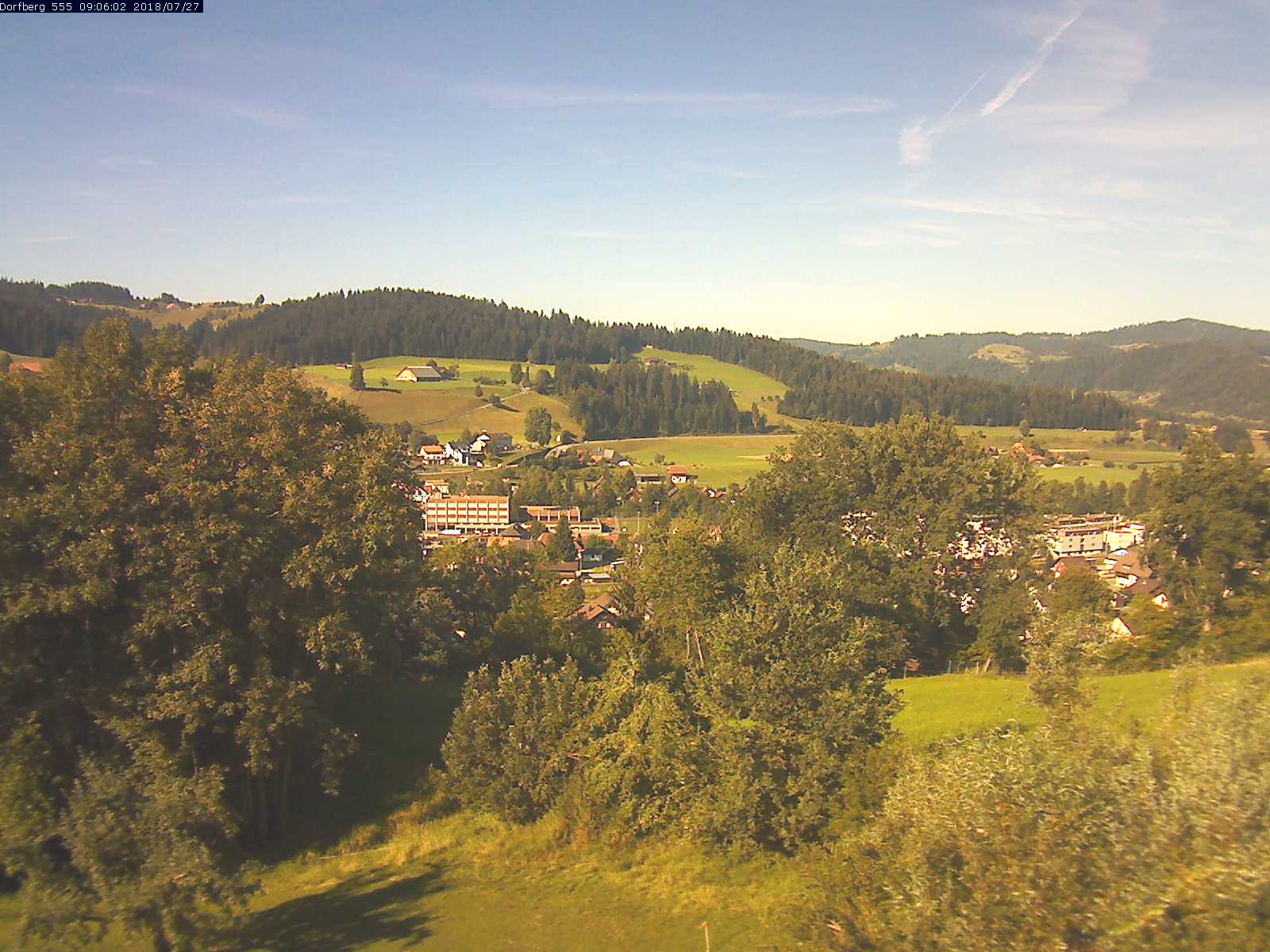 Webcam-Bild: Aussicht vom Dorfberg in Langnau 20180727-090602