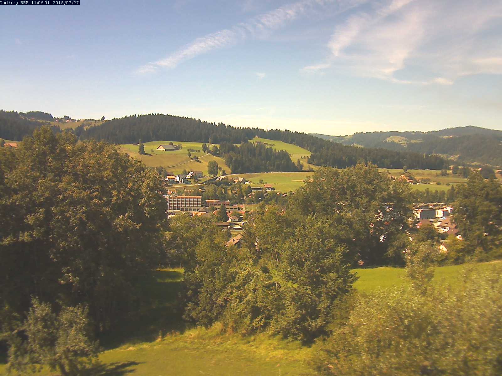 Webcam-Bild: Aussicht vom Dorfberg in Langnau 20180727-110601
