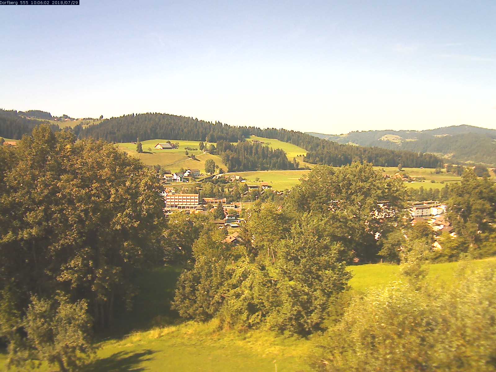 Webcam-Bild: Aussicht vom Dorfberg in Langnau 20180729-100601