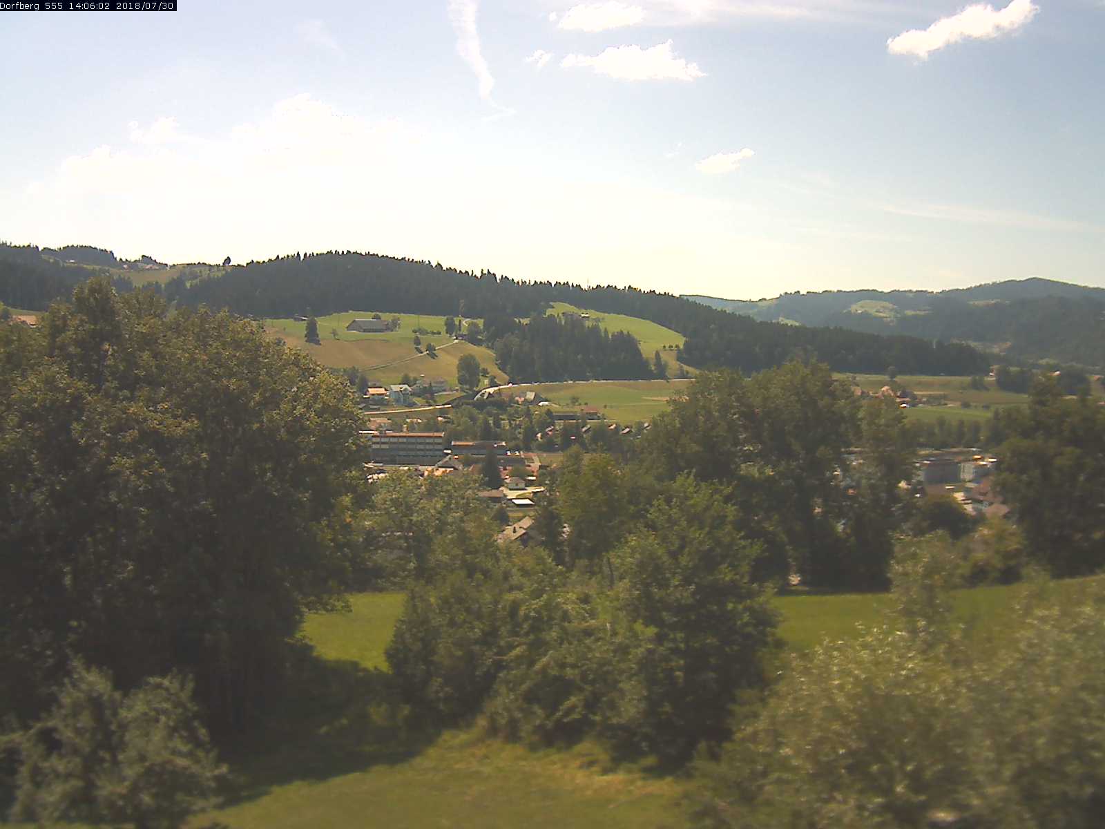 Webcam-Bild: Aussicht vom Dorfberg in Langnau 20180730-140601