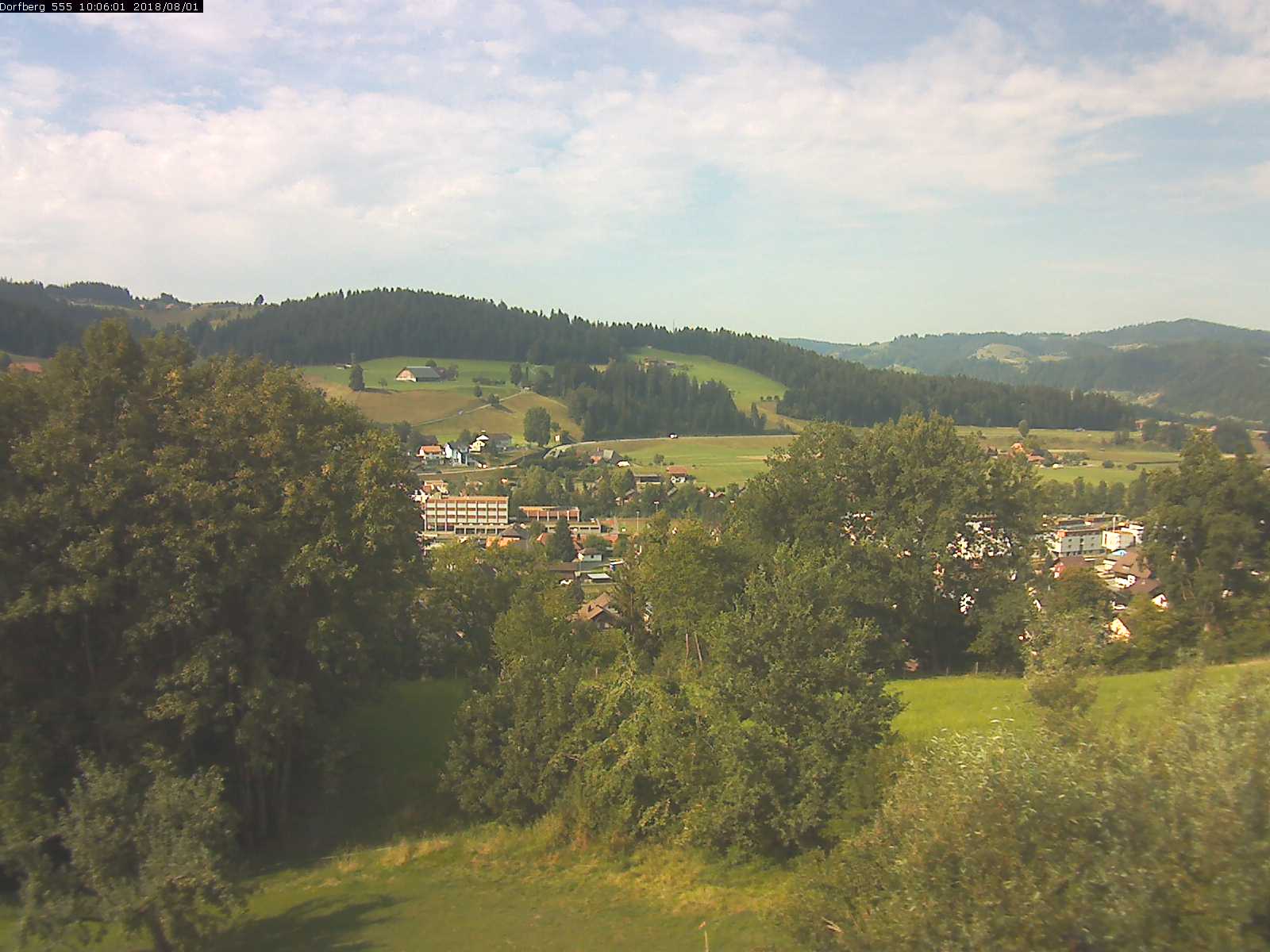 Webcam-Bild: Aussicht vom Dorfberg in Langnau 20180801-100601