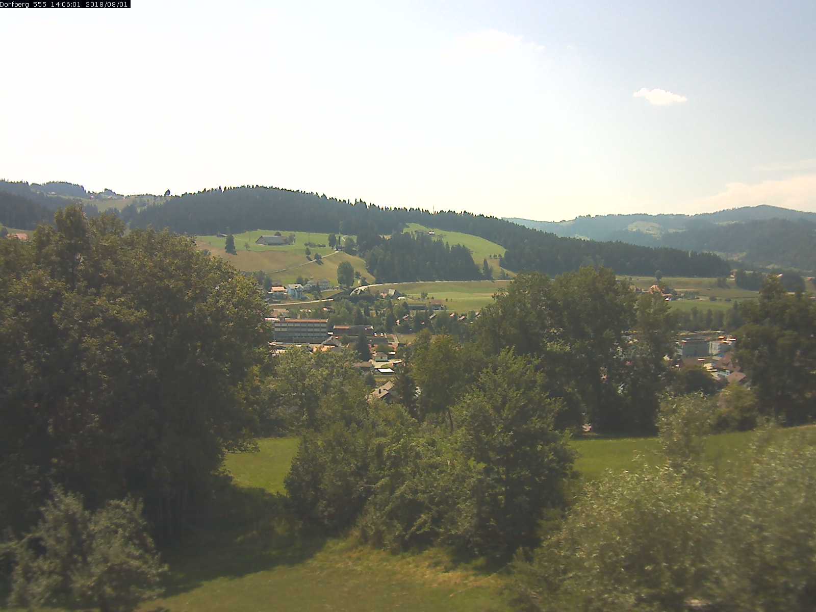 Webcam-Bild: Aussicht vom Dorfberg in Langnau 20180801-140601