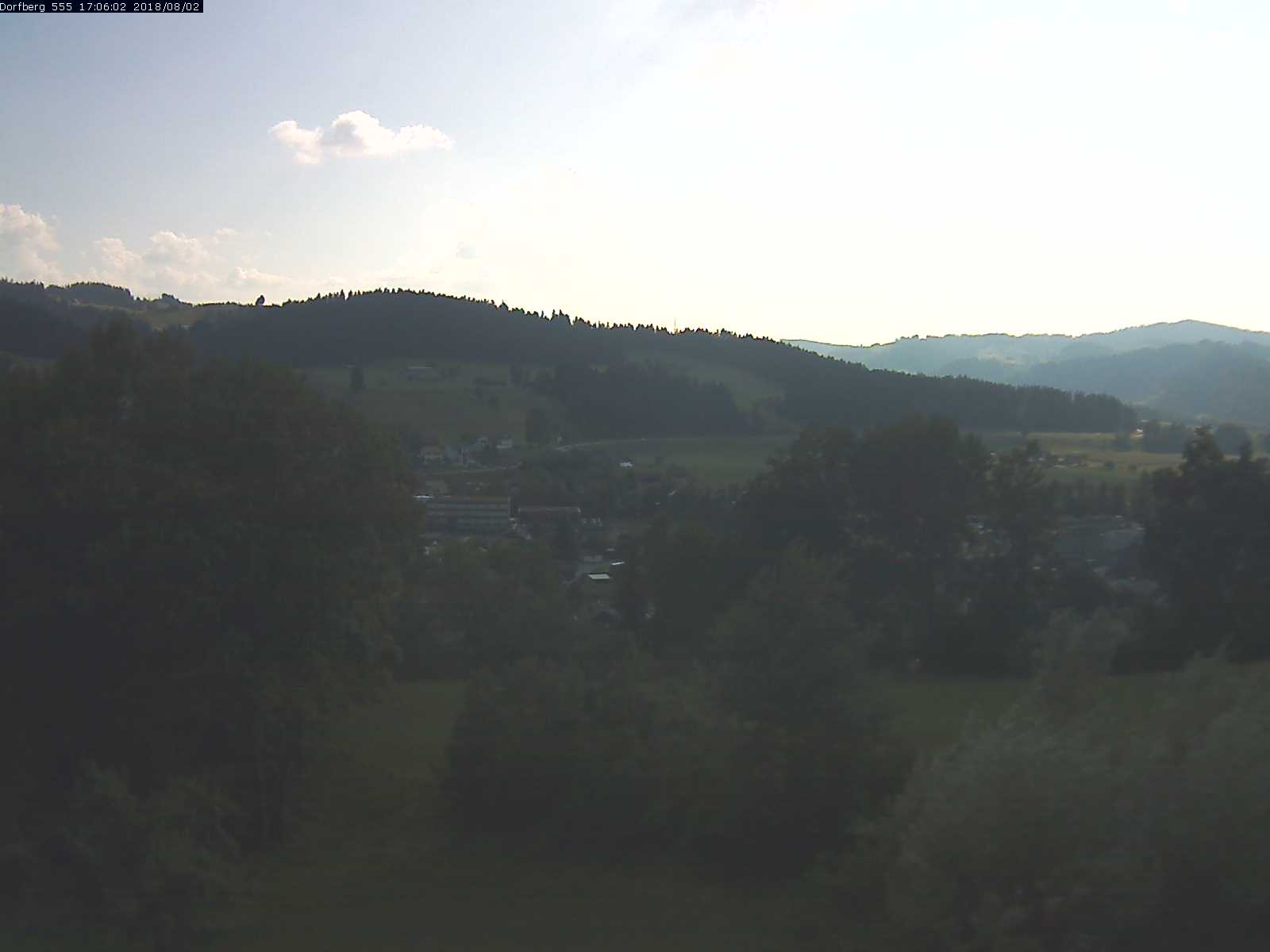 Webcam-Bild: Aussicht vom Dorfberg in Langnau 20180802-170601
