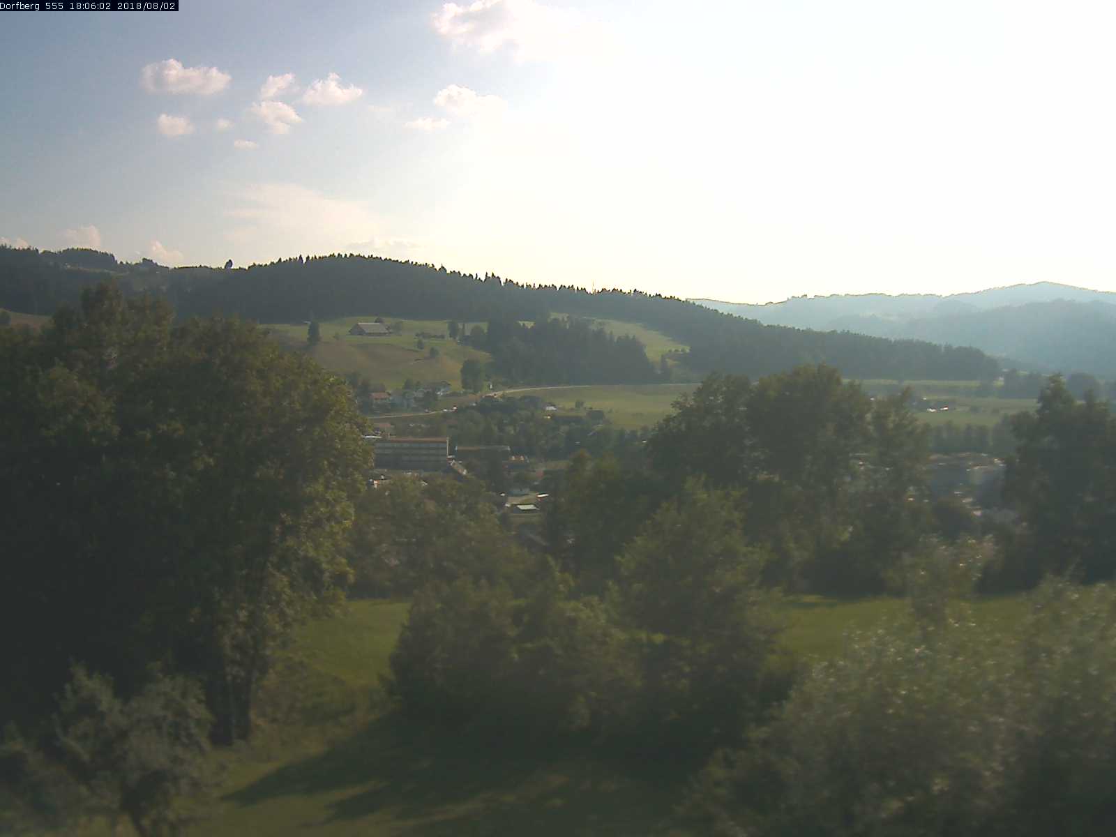 Webcam-Bild: Aussicht vom Dorfberg in Langnau 20180802-180601