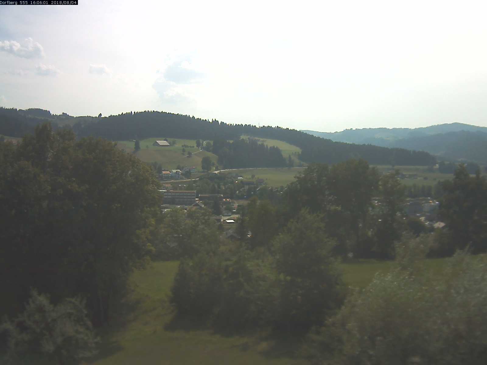 Webcam-Bild: Aussicht vom Dorfberg in Langnau 20180804-160601