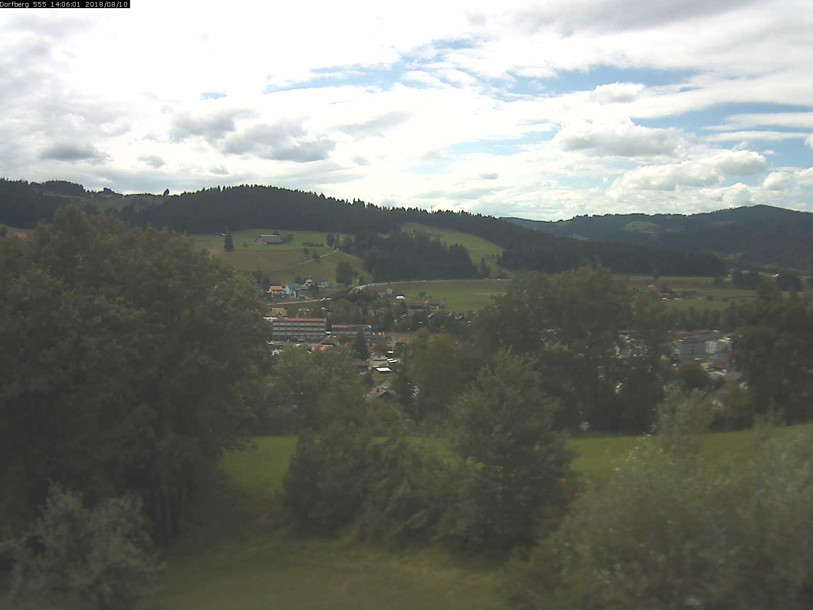 Webcam-Bild: Aussicht vom Dorfberg in Langnau 20180810-140601
