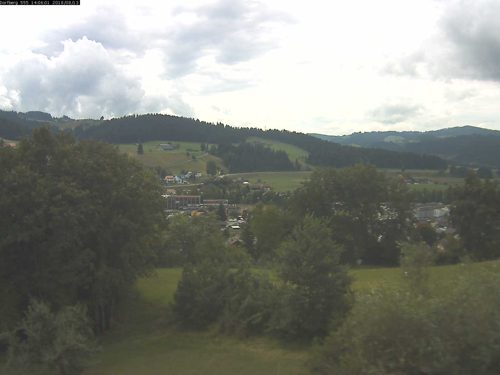 Webcam-Bild: Aussicht vom Dorfberg in Langnau 20180813-140601