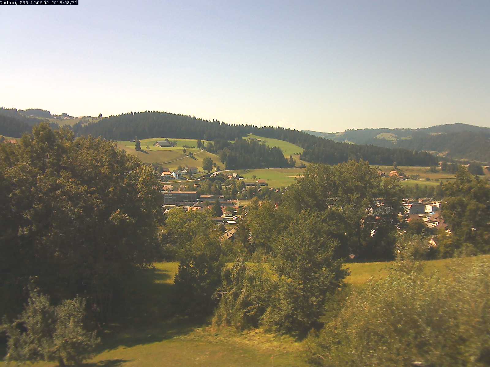 Webcam-Bild: Aussicht vom Dorfberg in Langnau 20180822-120602