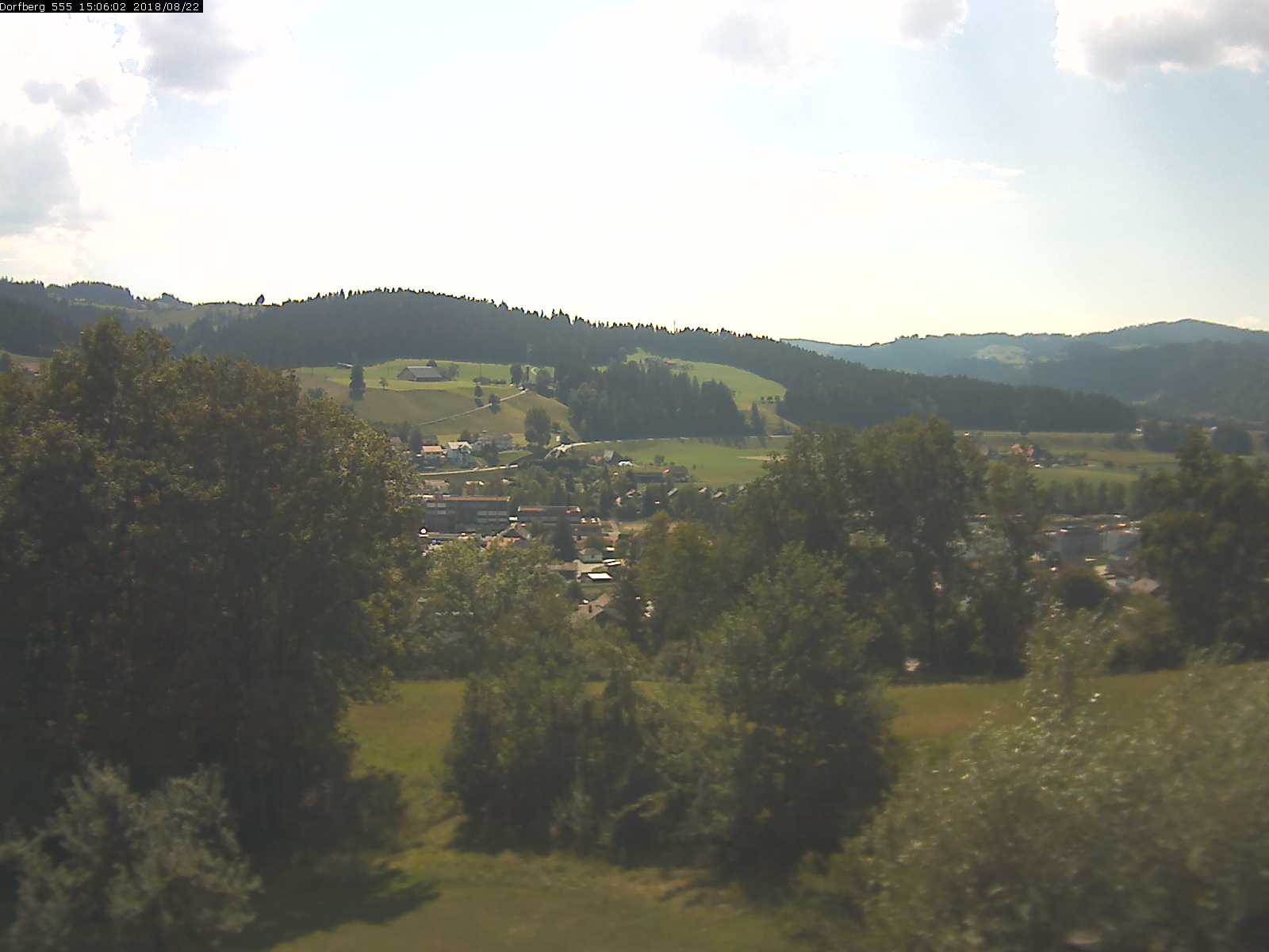Webcam-Bild: Aussicht vom Dorfberg in Langnau 20180822-150602