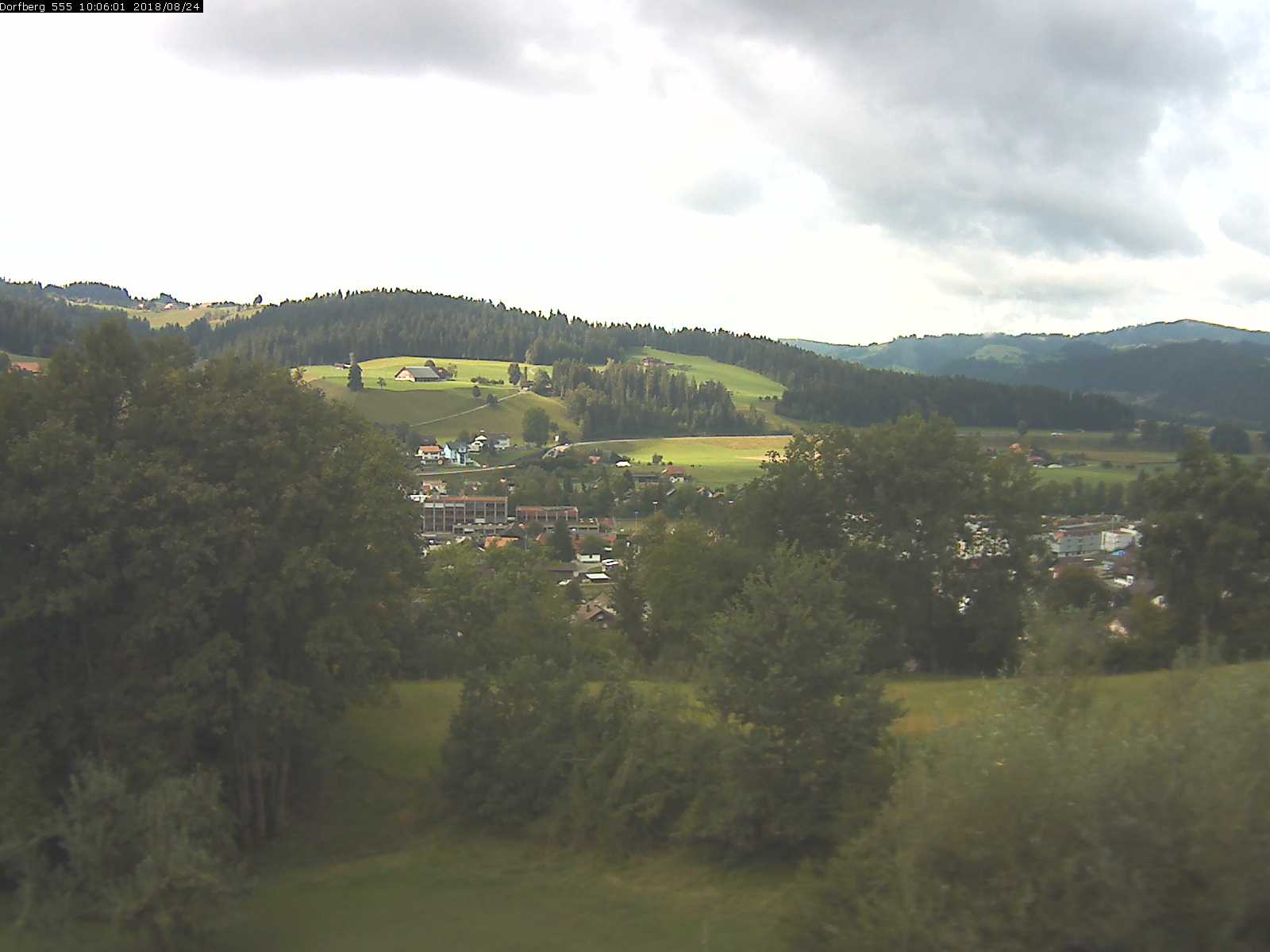 Webcam-Bild: Aussicht vom Dorfberg in Langnau 20180824-100601