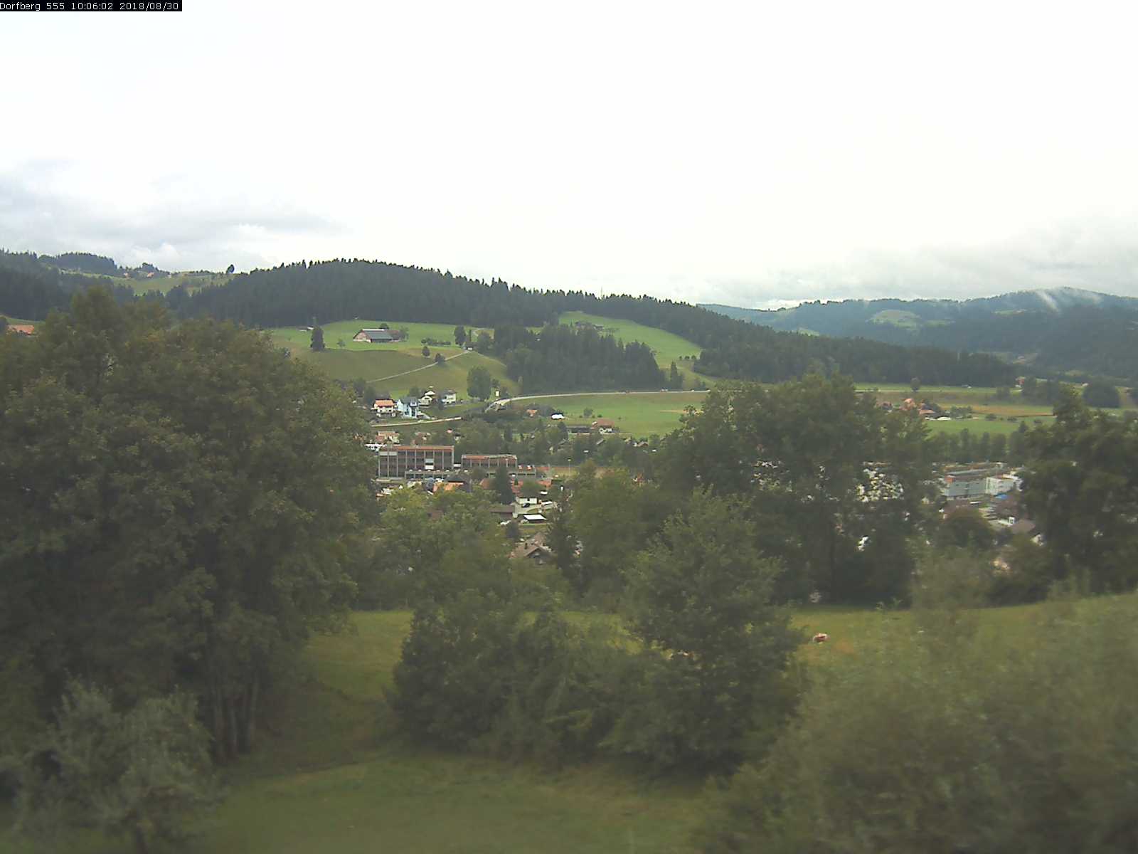 Webcam-Bild: Aussicht vom Dorfberg in Langnau 20180830-100601