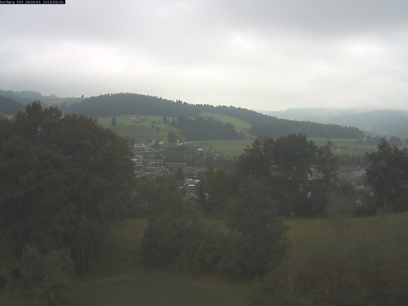 Webcam-Bild: Aussicht vom Dorfberg in Langnau 20180831-080601