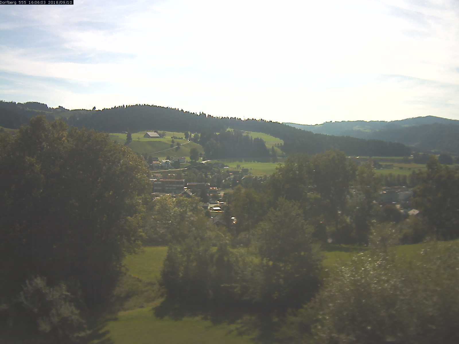 Webcam-Bild: Aussicht vom Dorfberg in Langnau 20180910-160601
