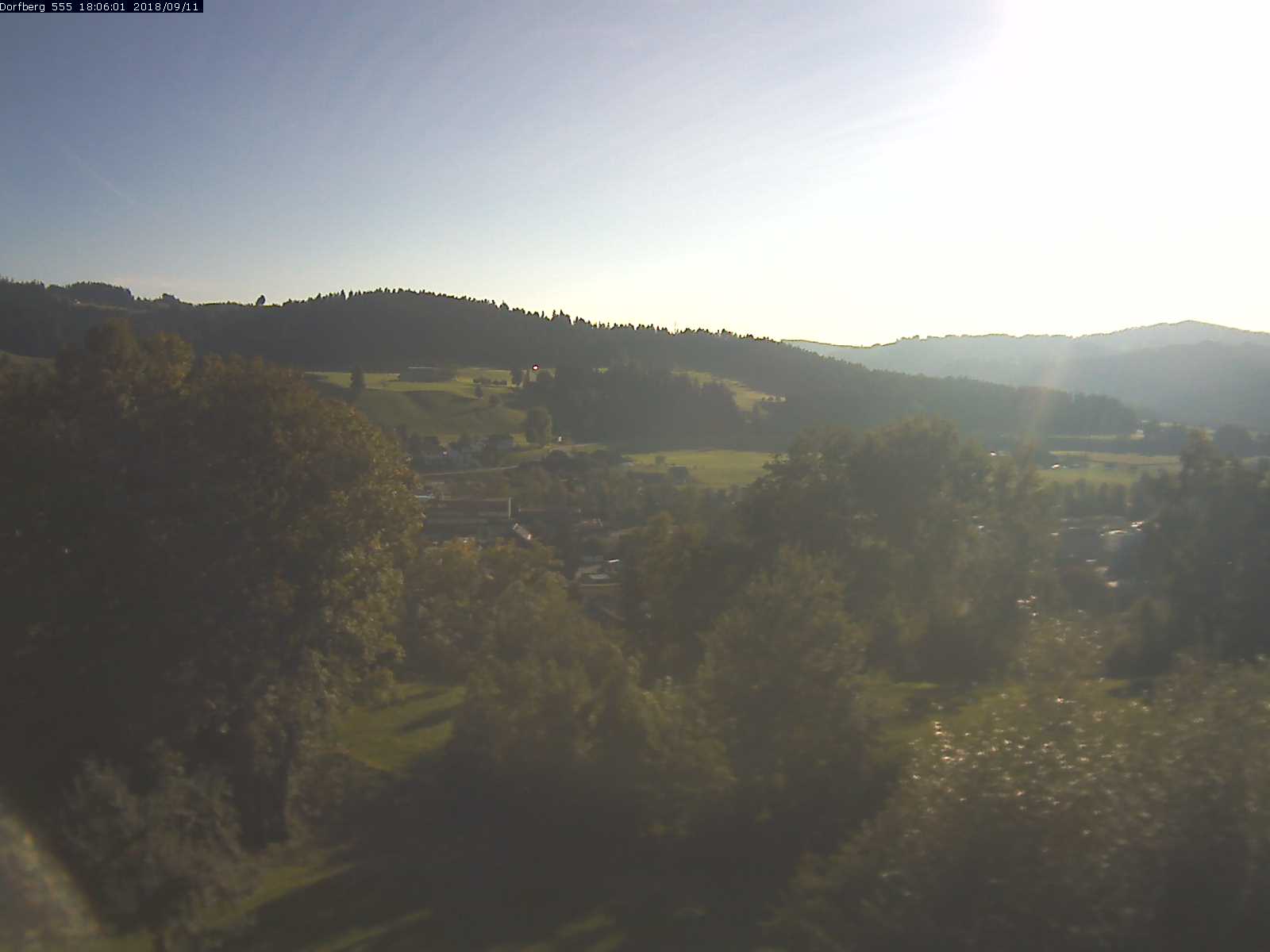 Webcam-Bild: Aussicht vom Dorfberg in Langnau 20180911-180601
