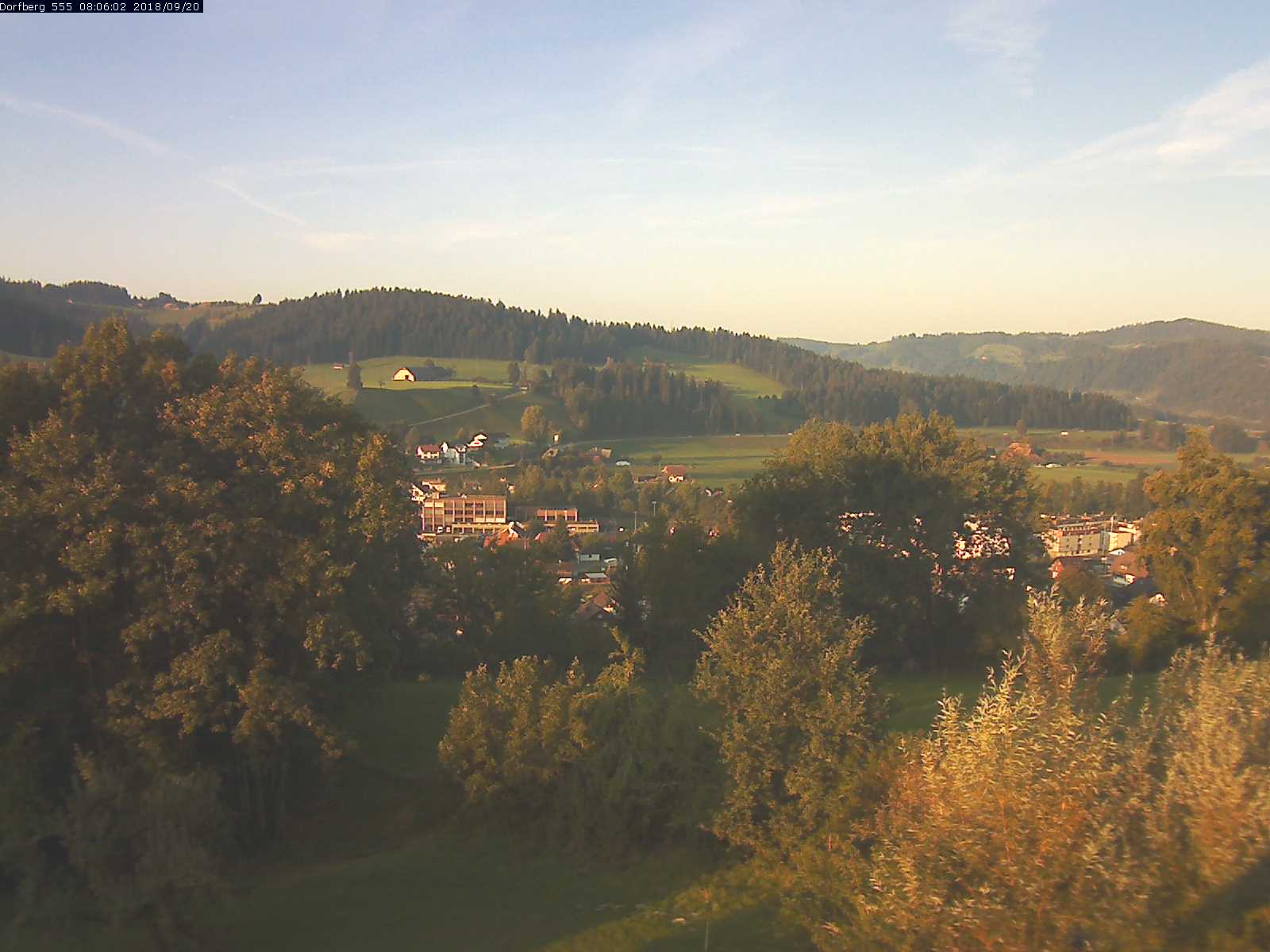 Webcam-Bild: Aussicht vom Dorfberg in Langnau 20180920-080601