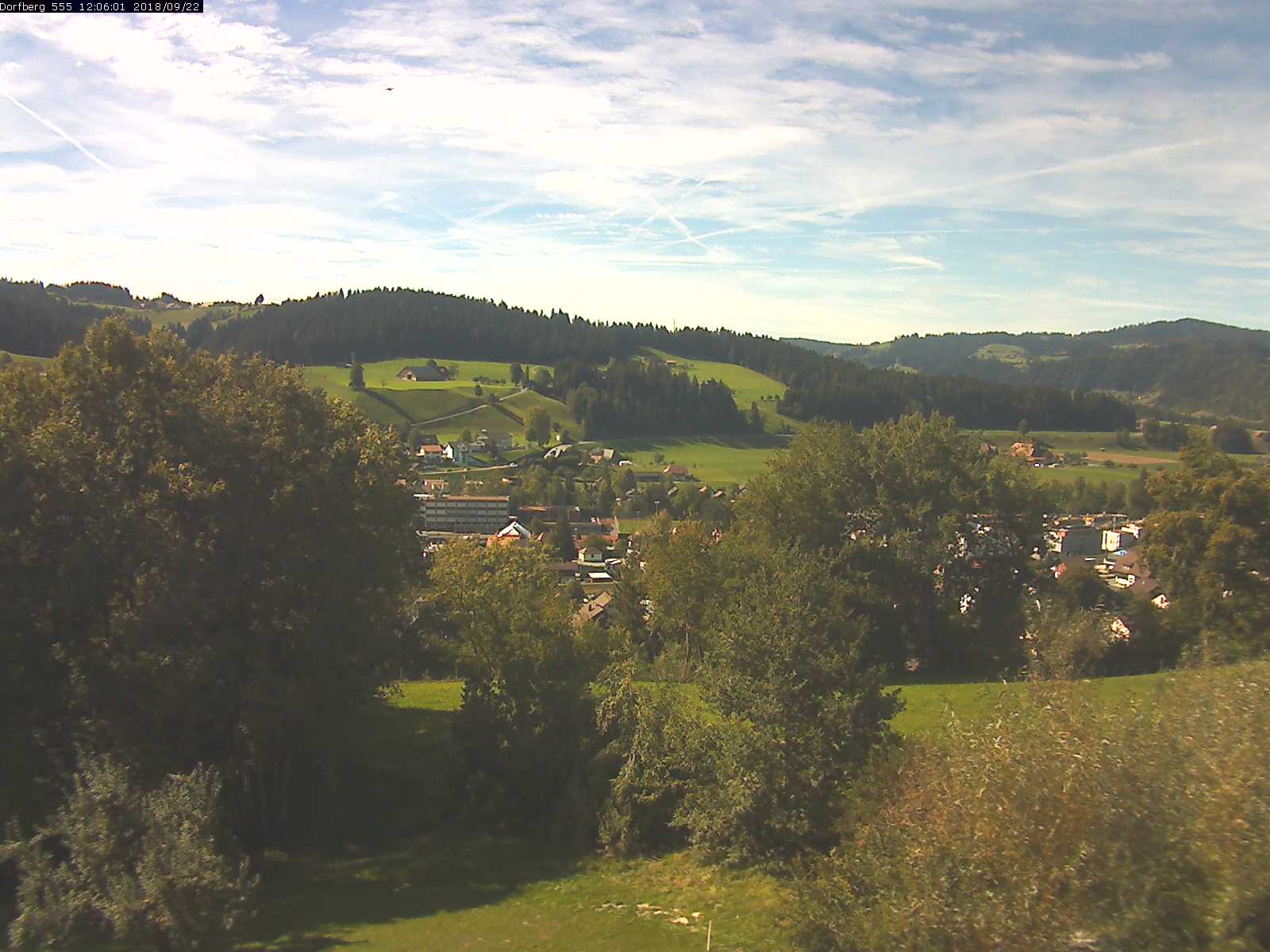 Webcam-Bild: Aussicht vom Dorfberg in Langnau 20180922-120601