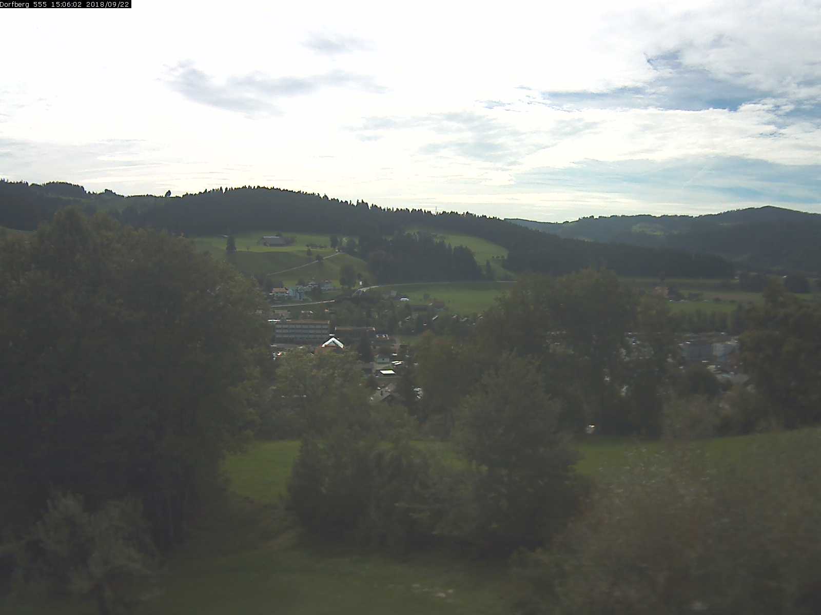Webcam-Bild: Aussicht vom Dorfberg in Langnau 20180922-150601