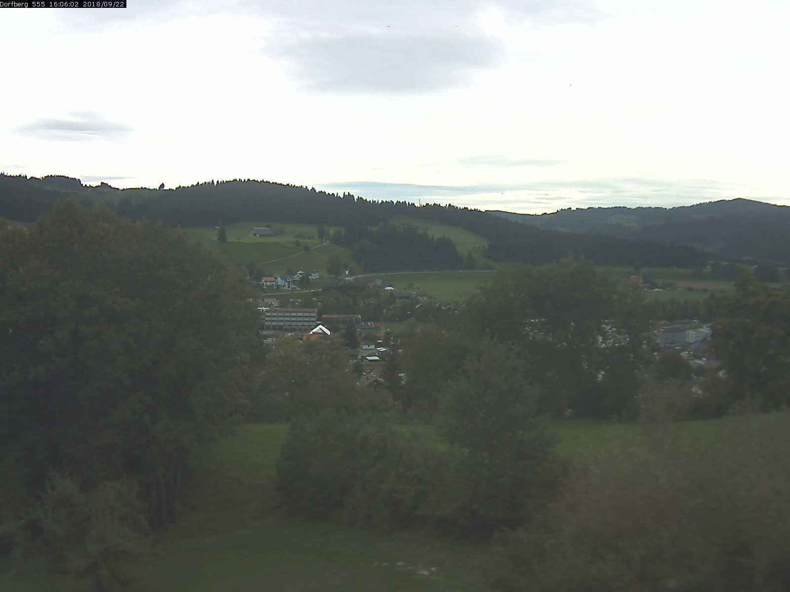 Webcam-Bild: Aussicht vom Dorfberg in Langnau 20180922-160601