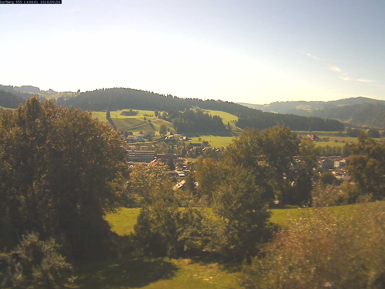 Webcam-Bild: Aussicht vom Dorfberg in Langnau 20180926-140601