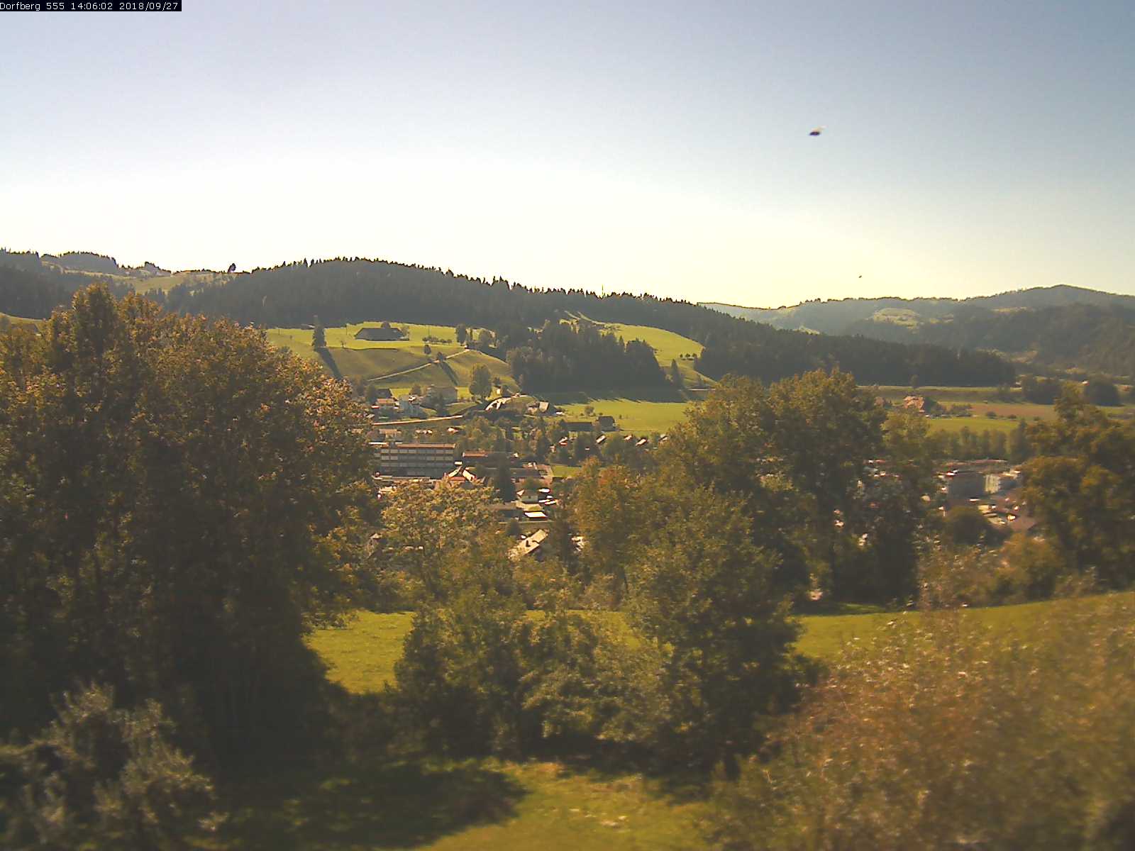 Webcam-Bild: Aussicht vom Dorfberg in Langnau 20180927-140602