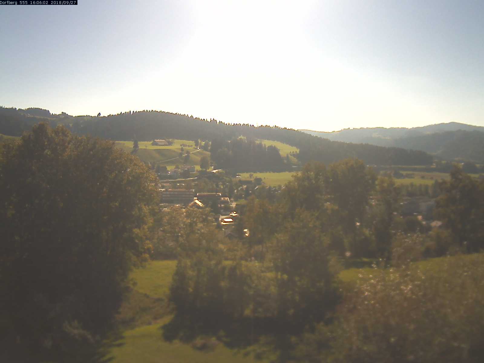 Webcam-Bild: Aussicht vom Dorfberg in Langnau 20180927-160601