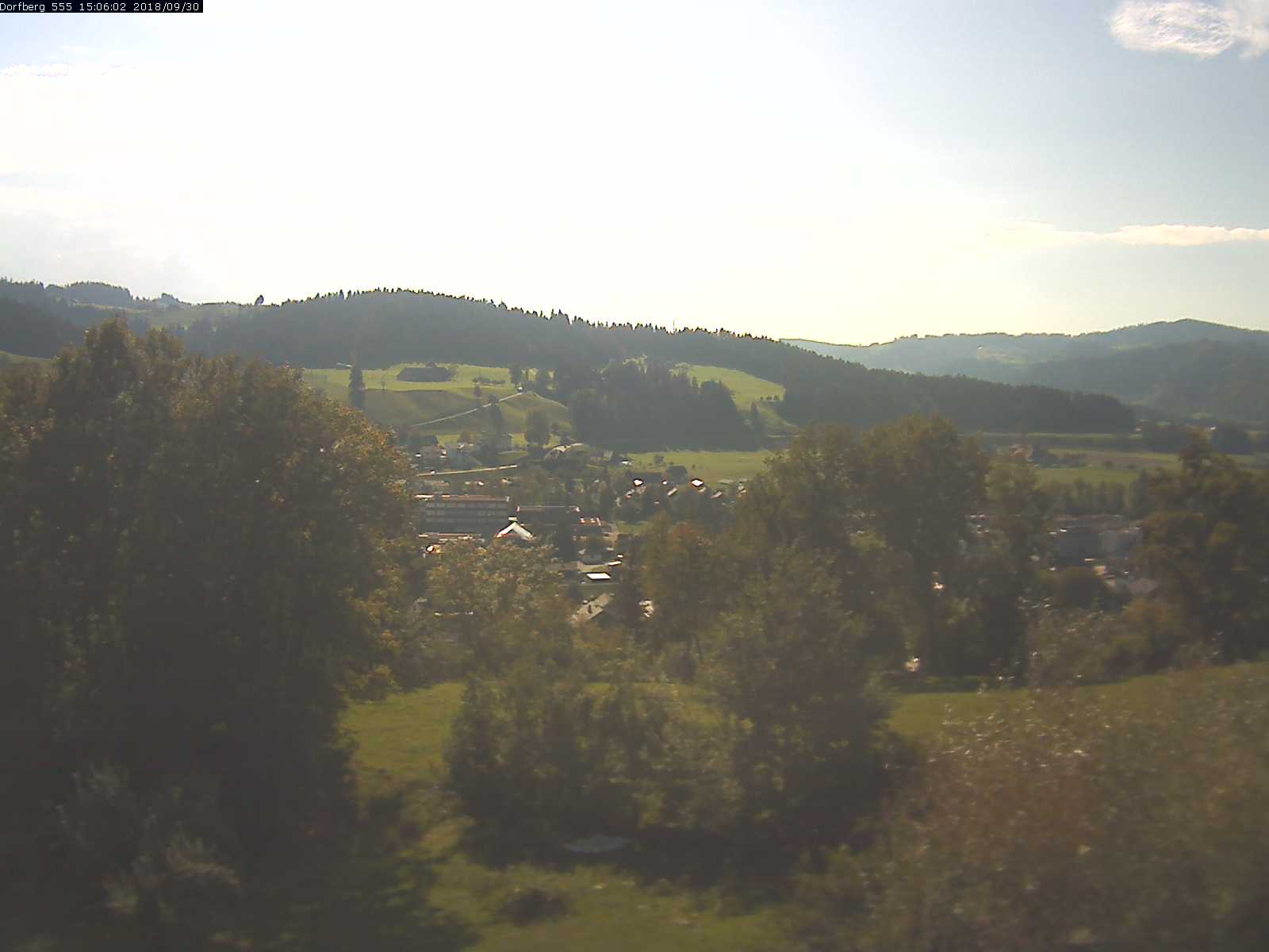 Webcam-Bild: Aussicht vom Dorfberg in Langnau 20180930-150601