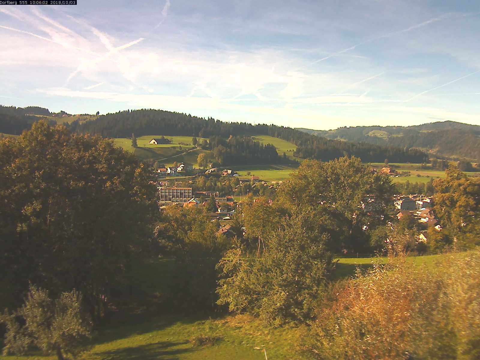 Webcam-Bild: Aussicht vom Dorfberg in Langnau 20181003-100601