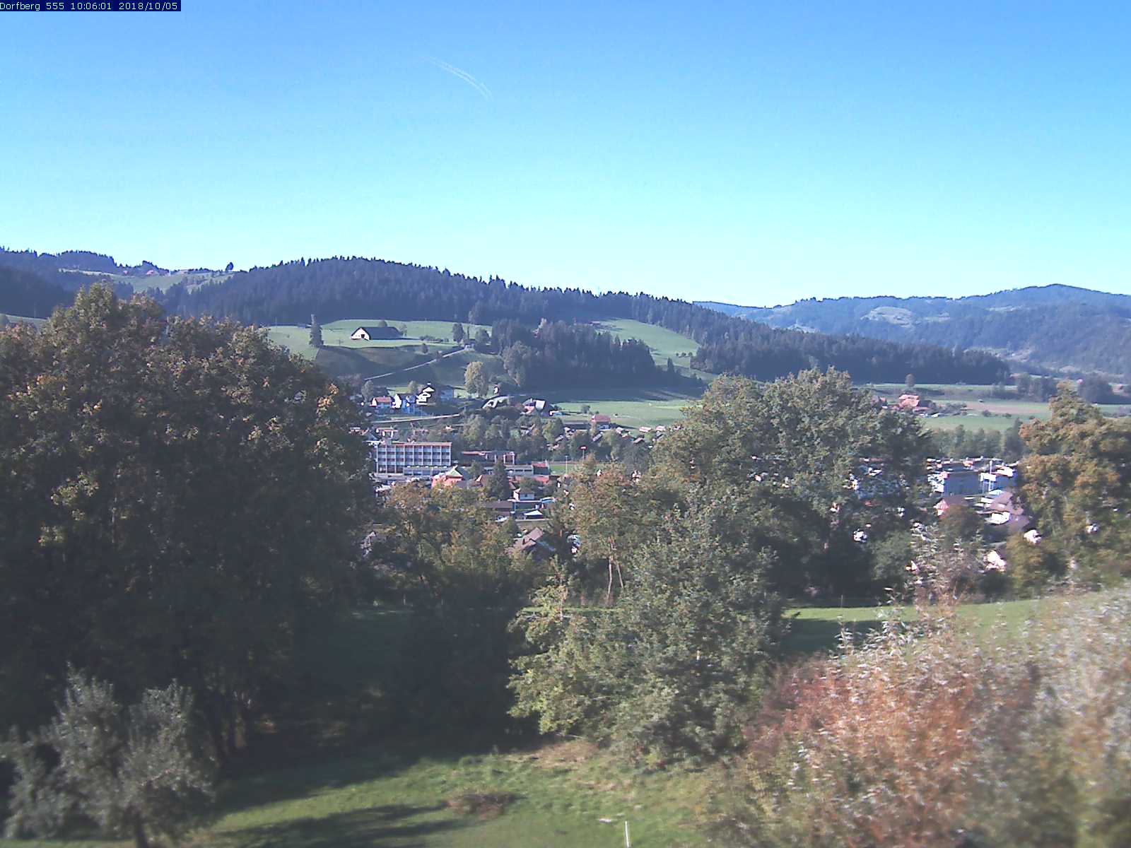 Webcam-Bild: Aussicht vom Dorfberg in Langnau 20181005-100601