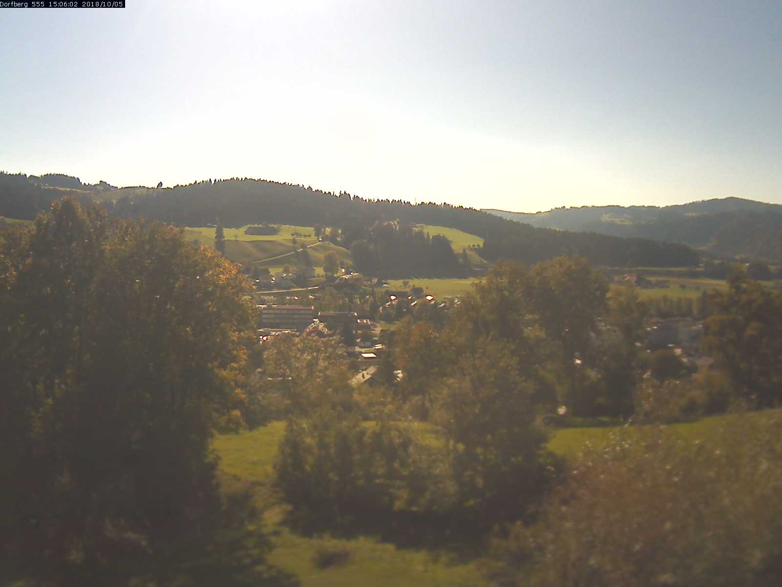 Webcam-Bild: Aussicht vom Dorfberg in Langnau 20181005-150602