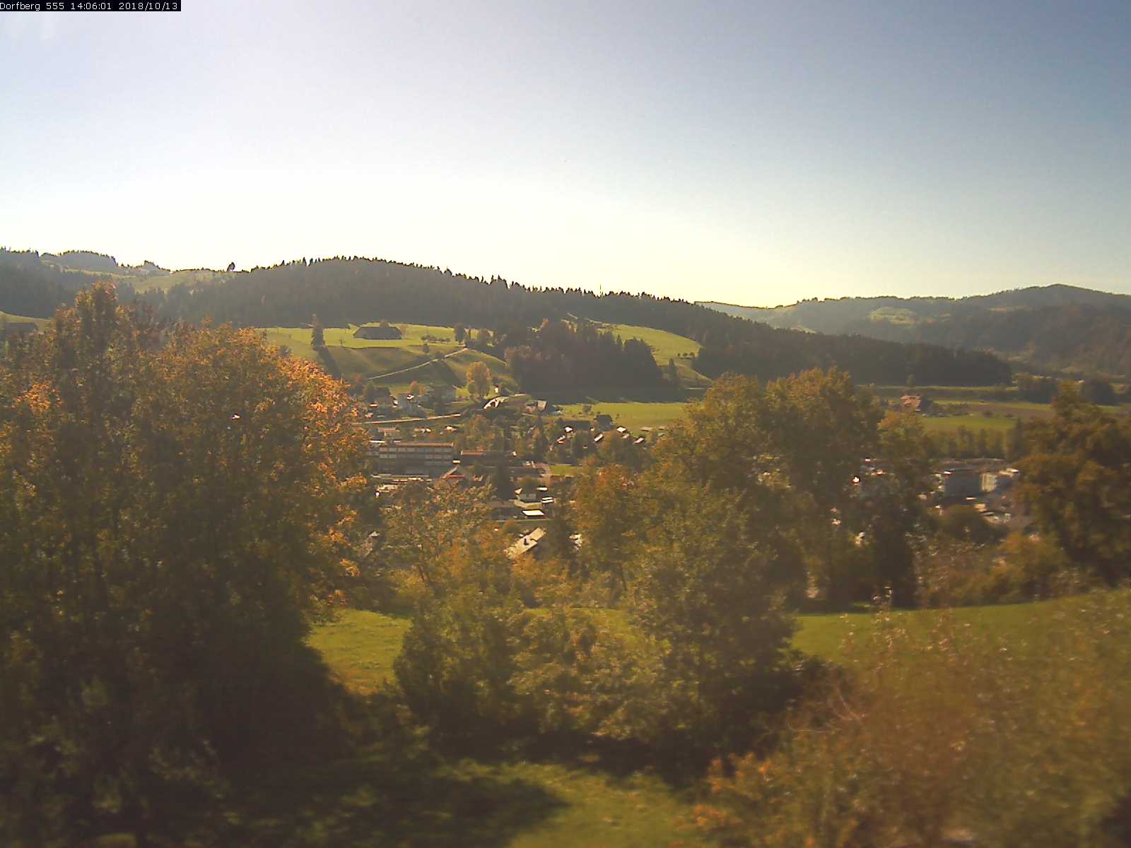 Webcam-Bild: Aussicht vom Dorfberg in Langnau 20181013-140601