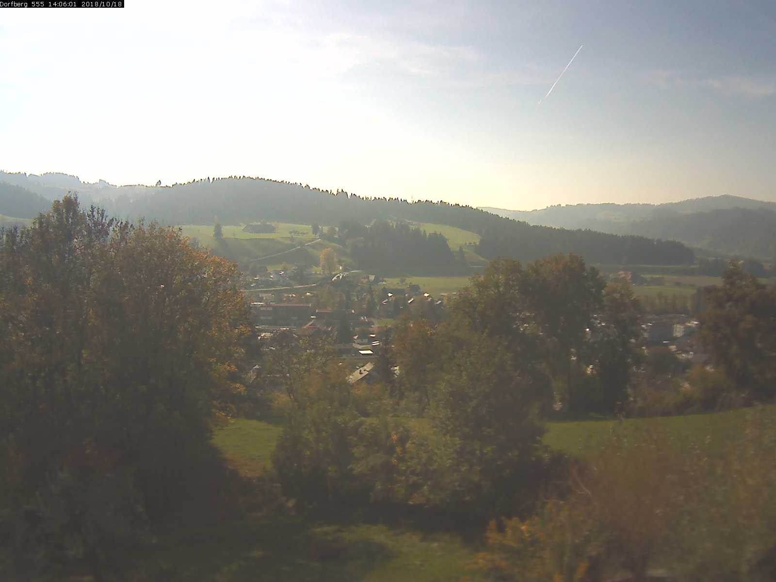Webcam-Bild: Aussicht vom Dorfberg in Langnau 20181018-140601