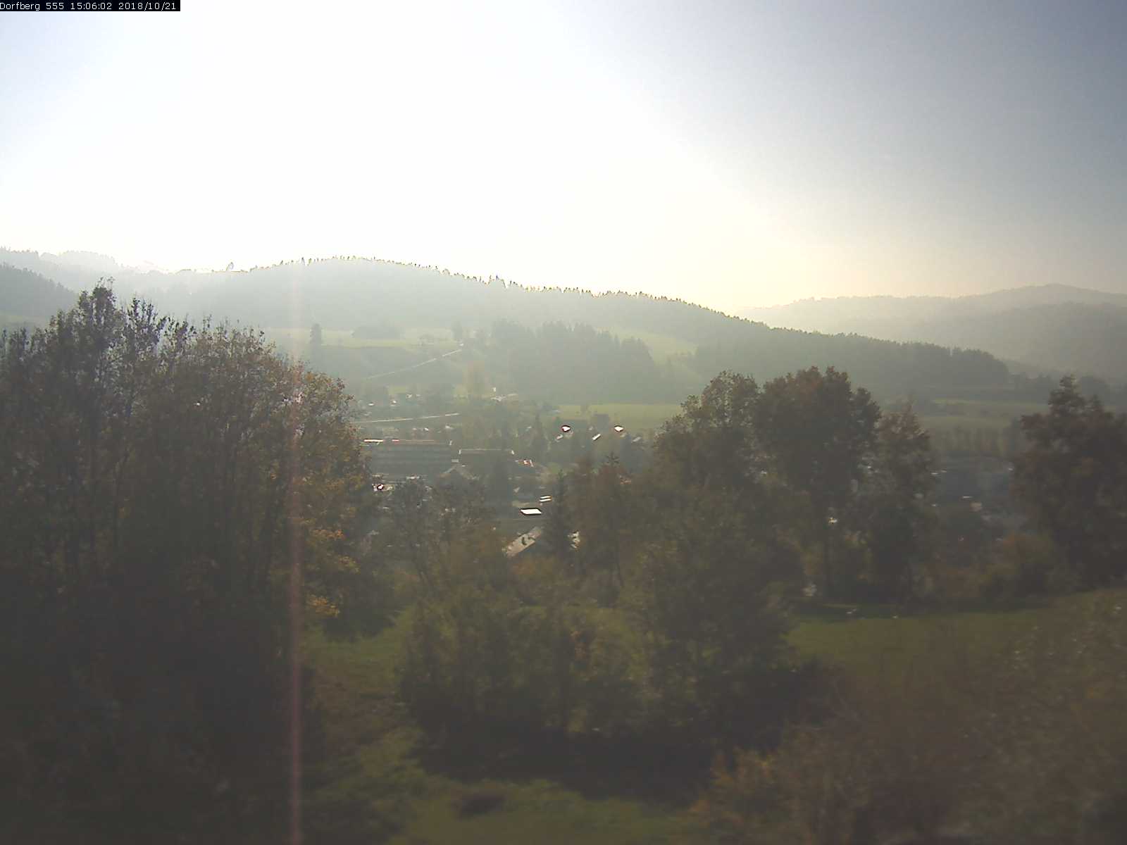 Webcam-Bild: Aussicht vom Dorfberg in Langnau 20181021-150601
