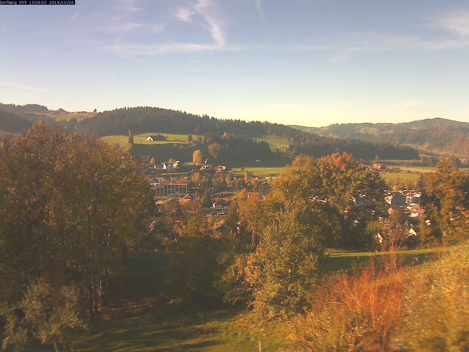 Webcam-Bild: Aussicht vom Dorfberg in Langnau 20181026-100601
