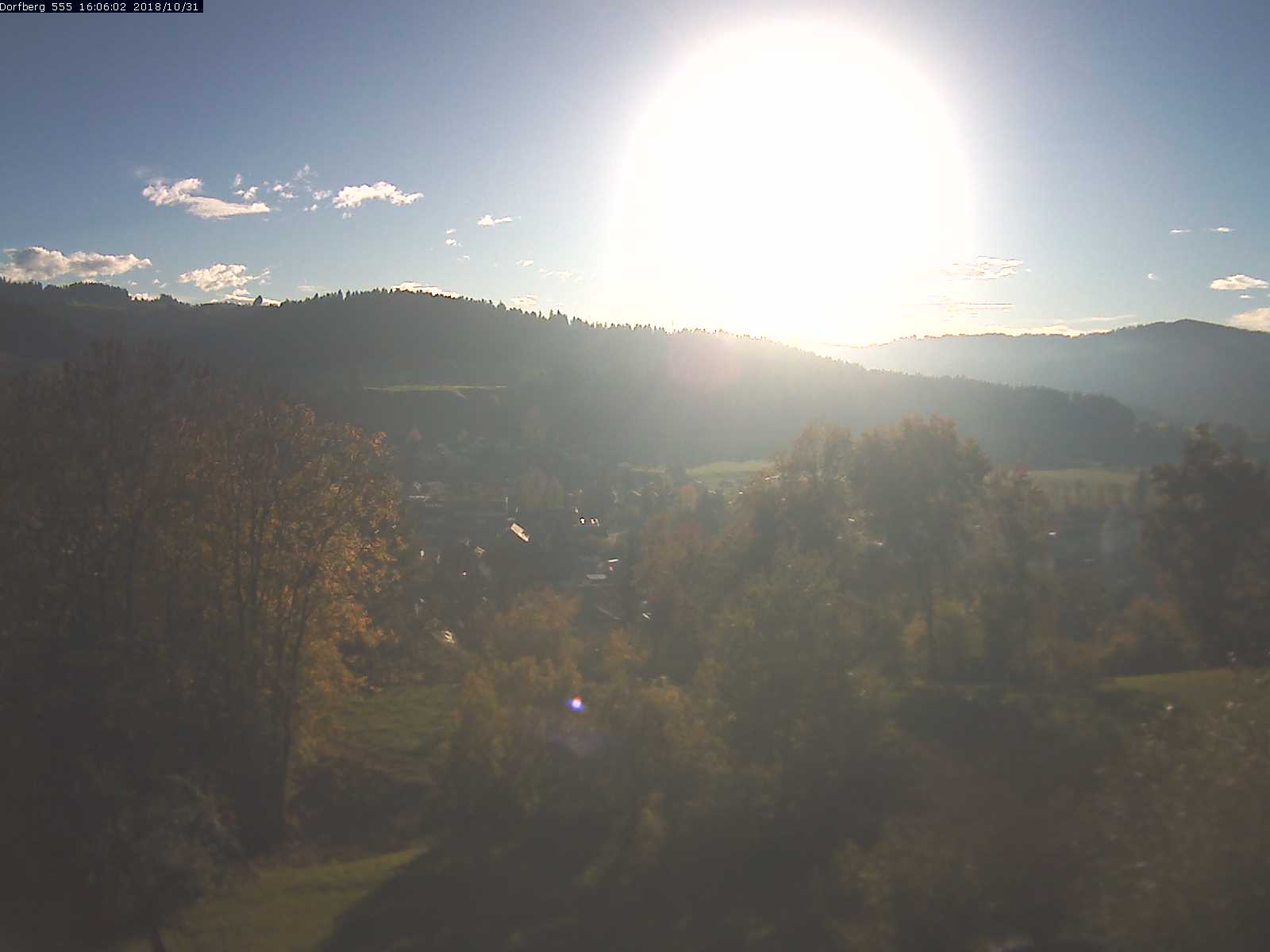 Webcam-Bild: Aussicht vom Dorfberg in Langnau 20181031-160601