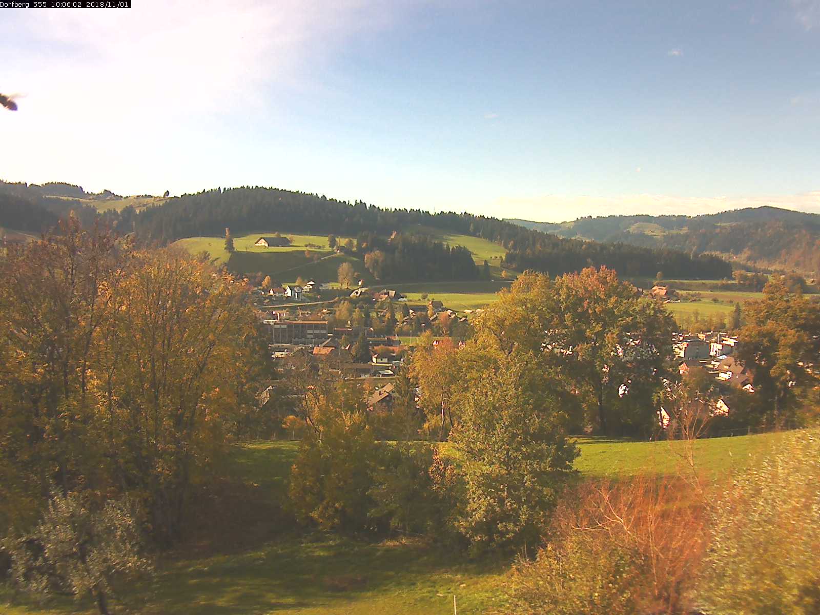 Webcam-Bild: Aussicht vom Dorfberg in Langnau 20181101-100601