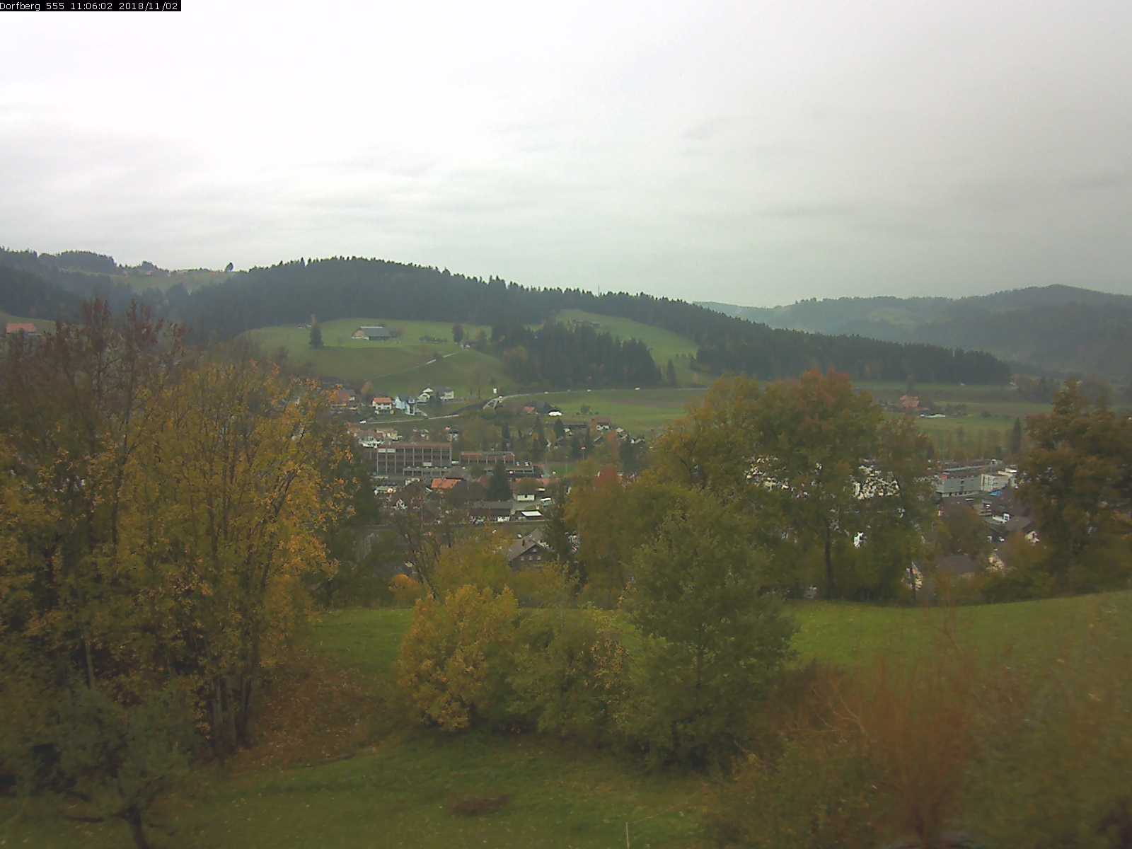 Webcam-Bild: Aussicht vom Dorfberg in Langnau 20181102-110601