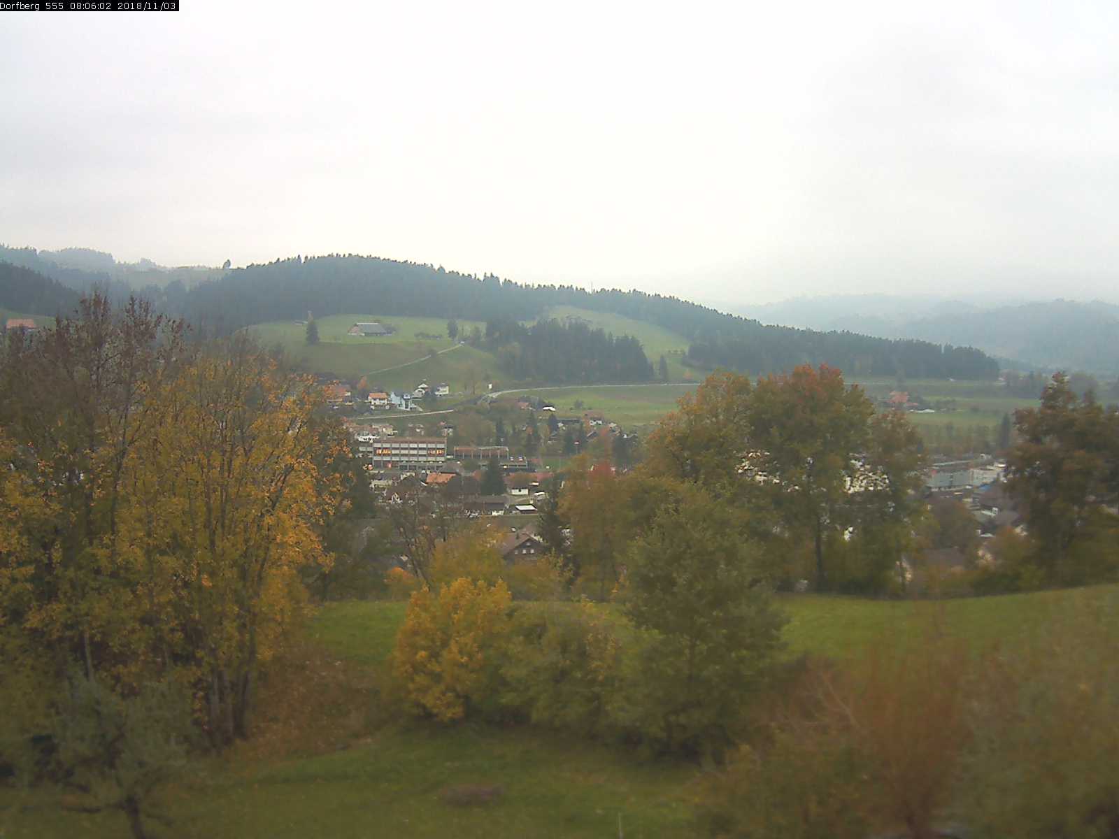 Webcam-Bild: Aussicht vom Dorfberg in Langnau 20181103-080601