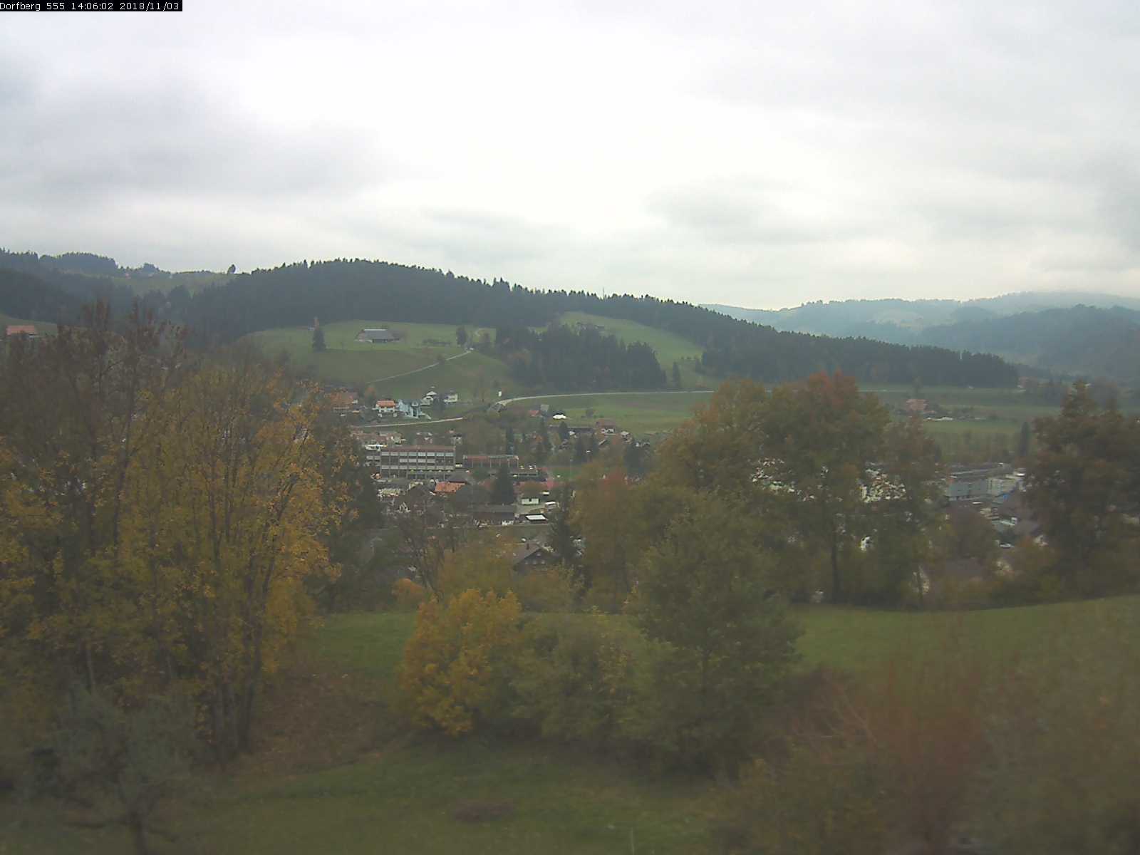 Webcam-Bild: Aussicht vom Dorfberg in Langnau 20181103-140601