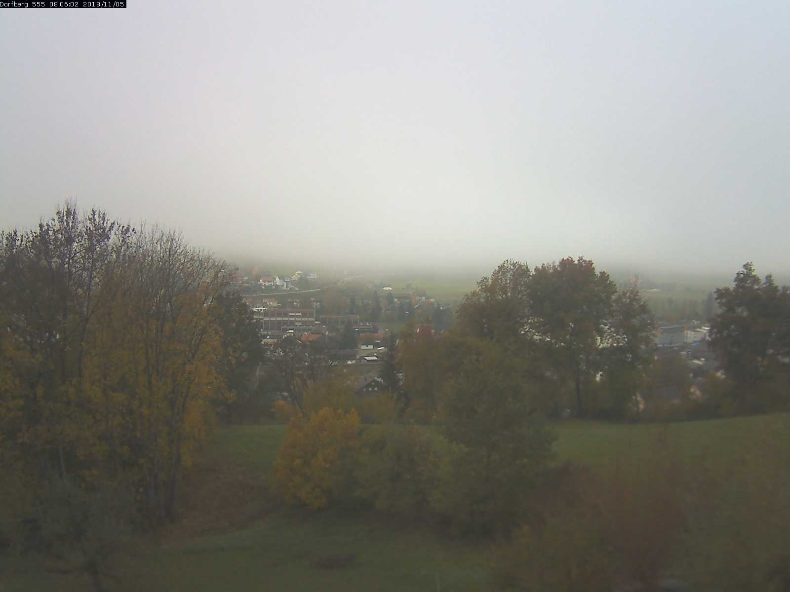 Webcam-Bild: Aussicht vom Dorfberg in Langnau 20181105-080601