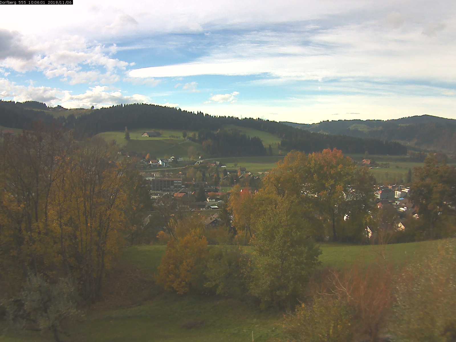 Webcam-Bild: Aussicht vom Dorfberg in Langnau 20181106-100601