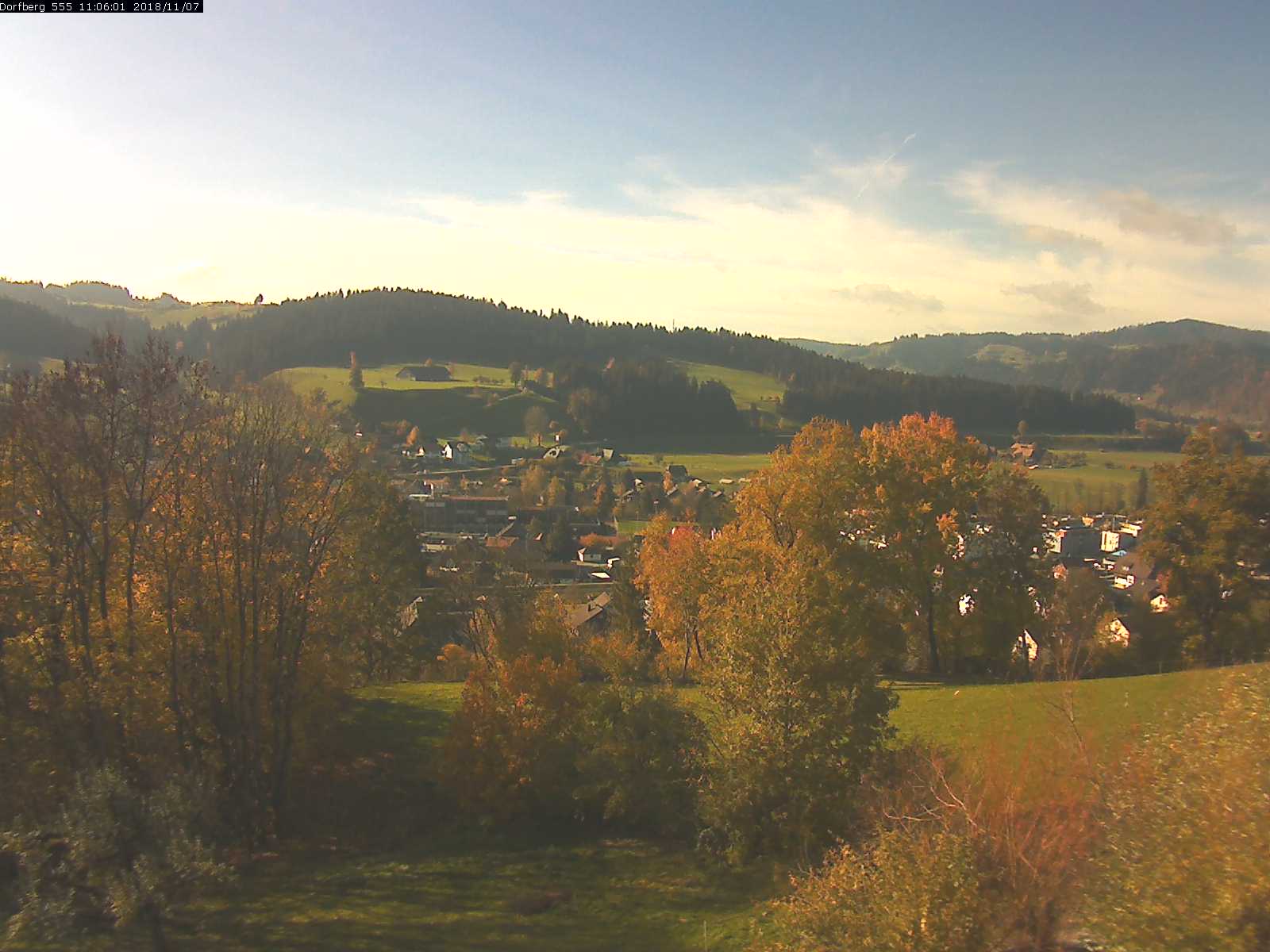 Webcam-Bild: Aussicht vom Dorfberg in Langnau 20181107-110601