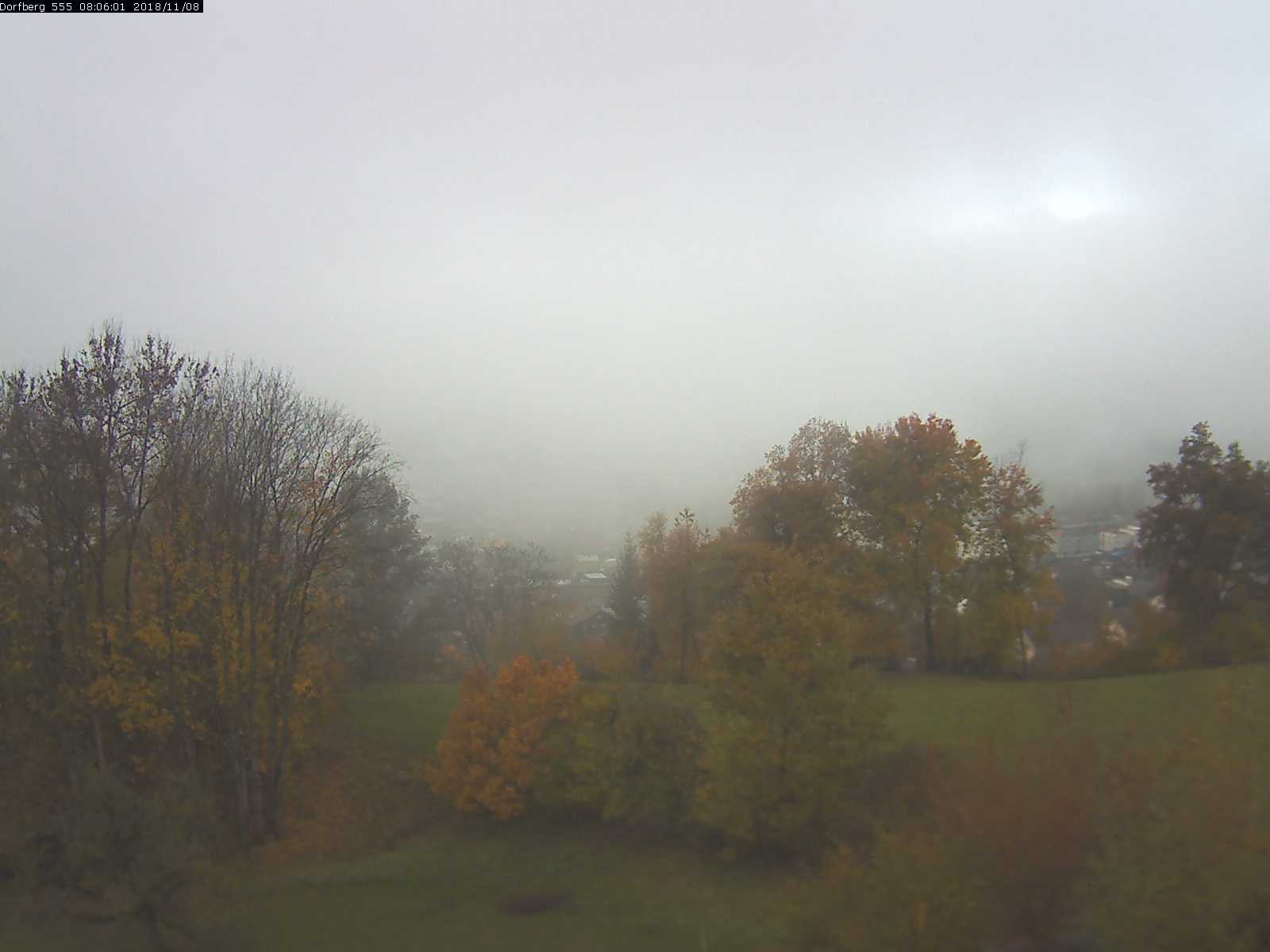 Webcam-Bild: Aussicht vom Dorfberg in Langnau 20181108-080601